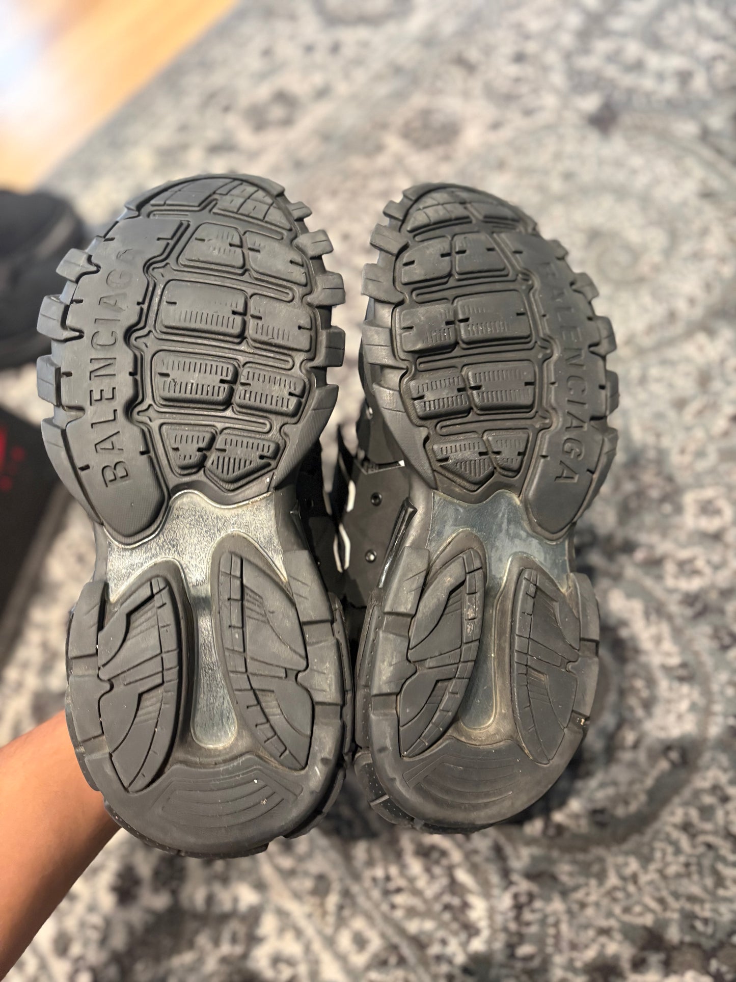 Balenciaga Track “Black and White” OG CLEAN SIZE 11(44EU)