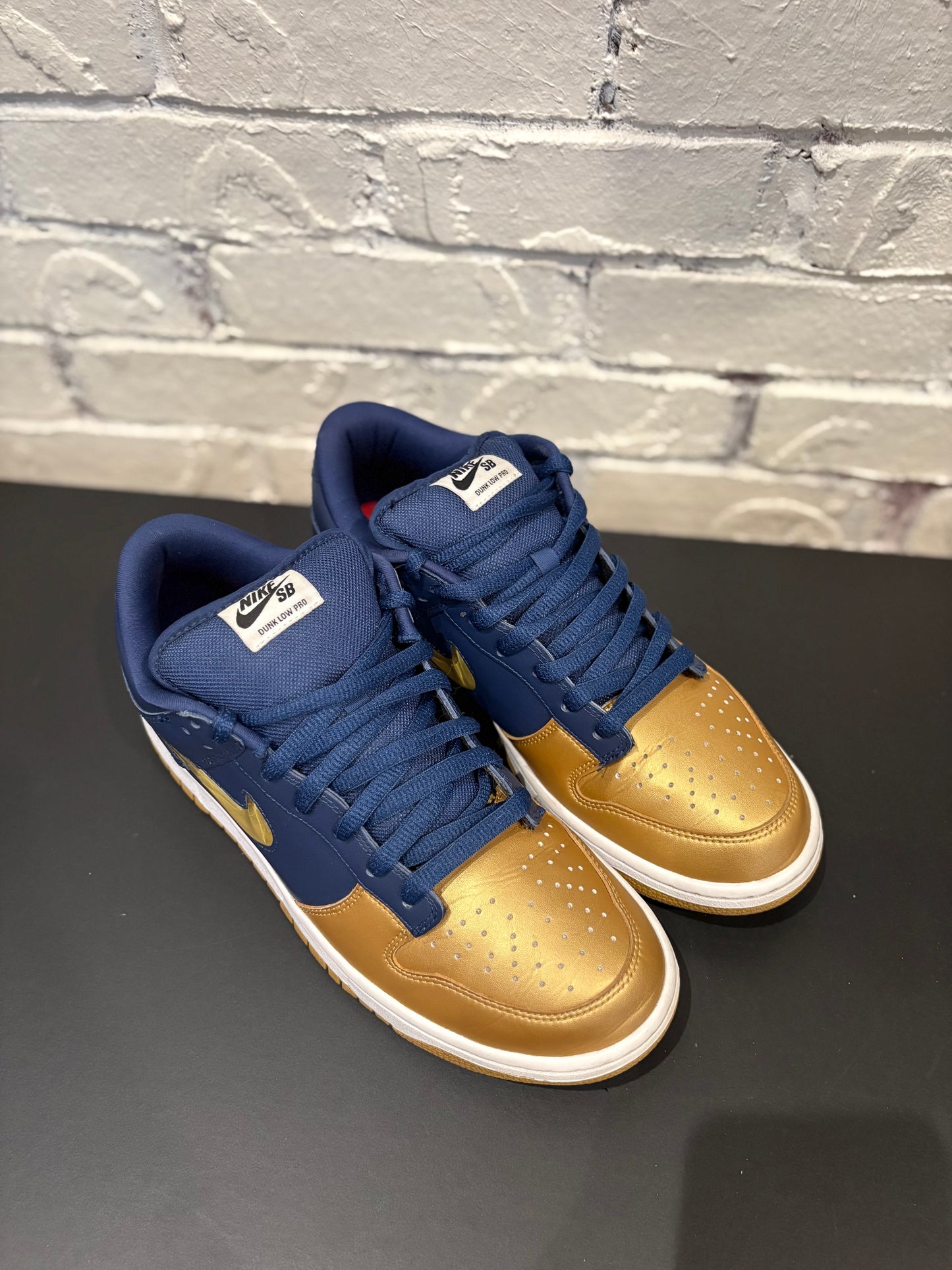 SB Dunk Low Supreme Jewel Swoosh Gold Clean NB Size 10.5