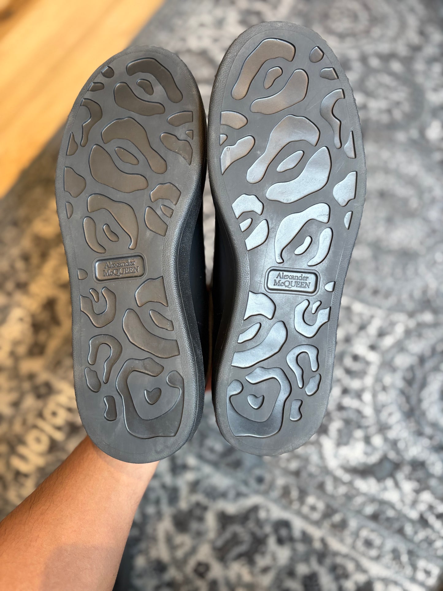 Alexander McQueen Oversized “Black” Clean Nb Size 10(43 EU)