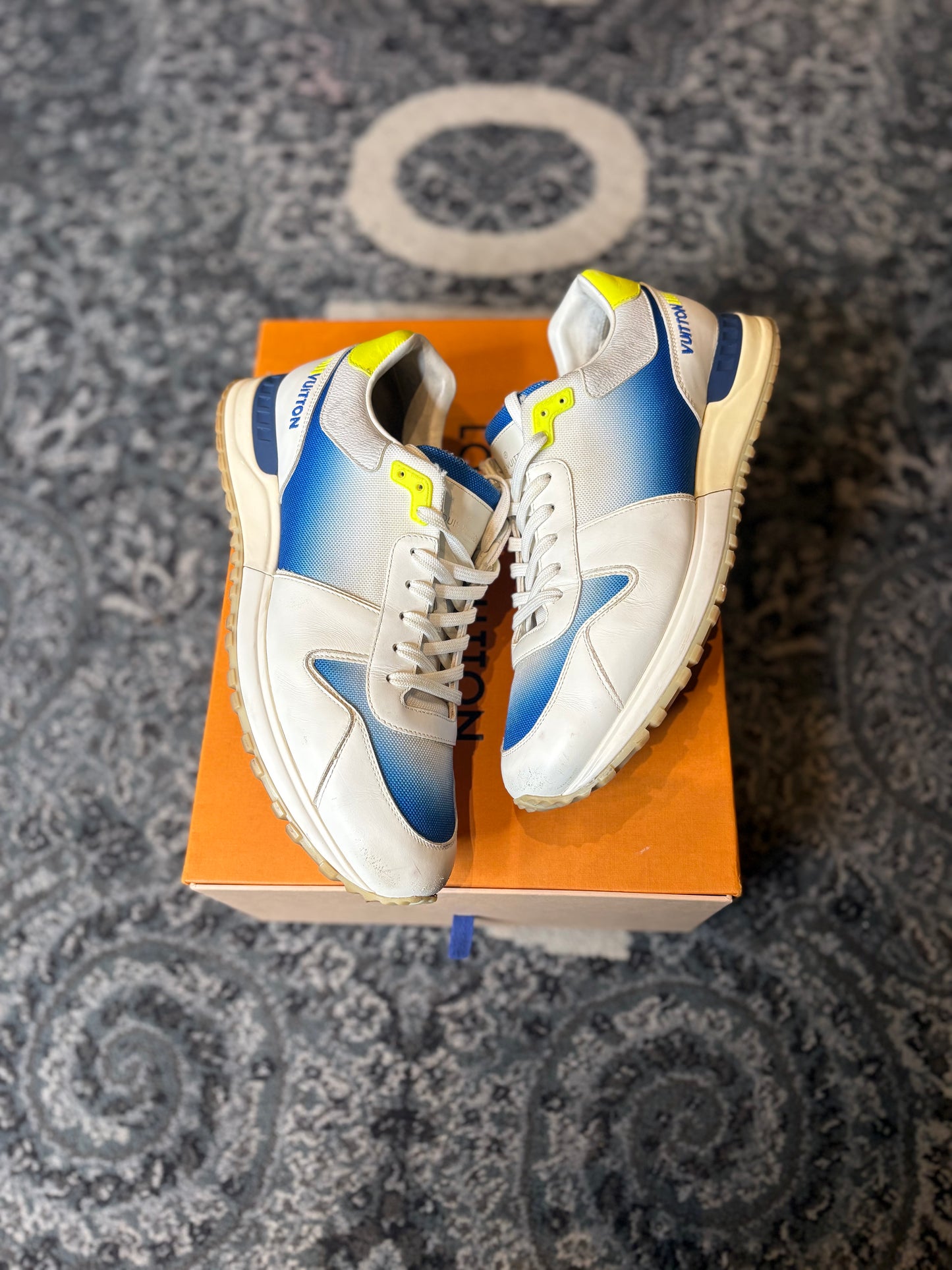 LOUIS VUITTON Run Away Line Monogram Eclipse Blue Gradation PO OG SIZE 7.5