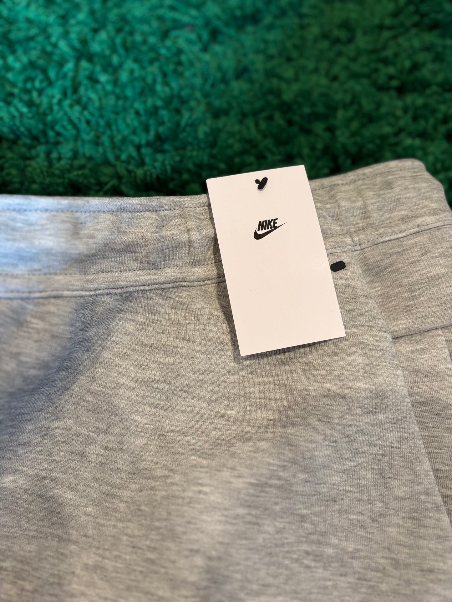 Nike Tech Sweatpants Gray DS Size 3XL
