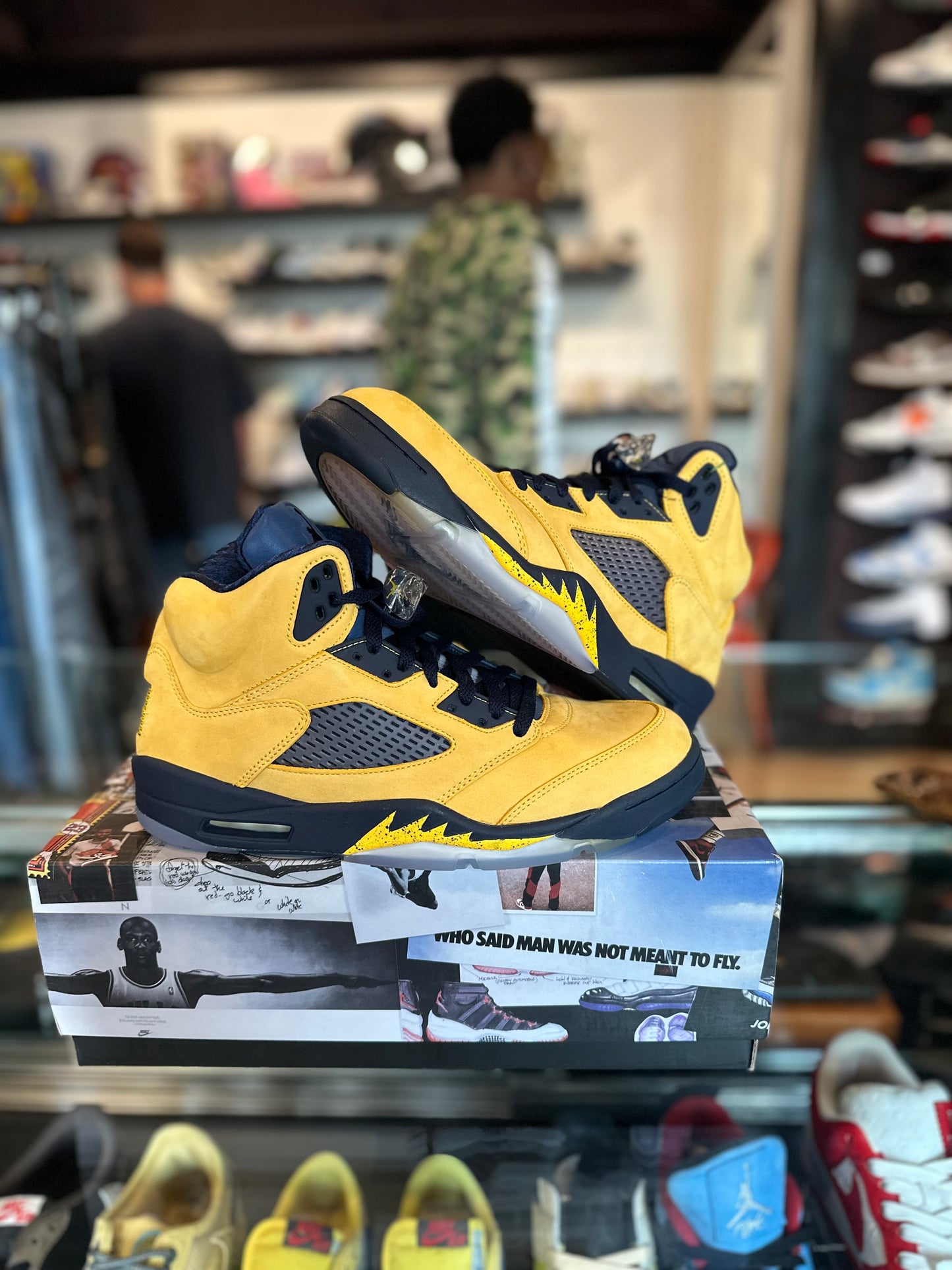 Jordan 5 Retro Michigan DS OG Size 11
