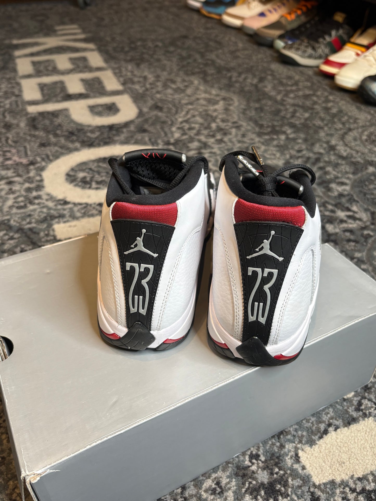 Jordan 14 Retro “Black Toe” Clean Og Size 8