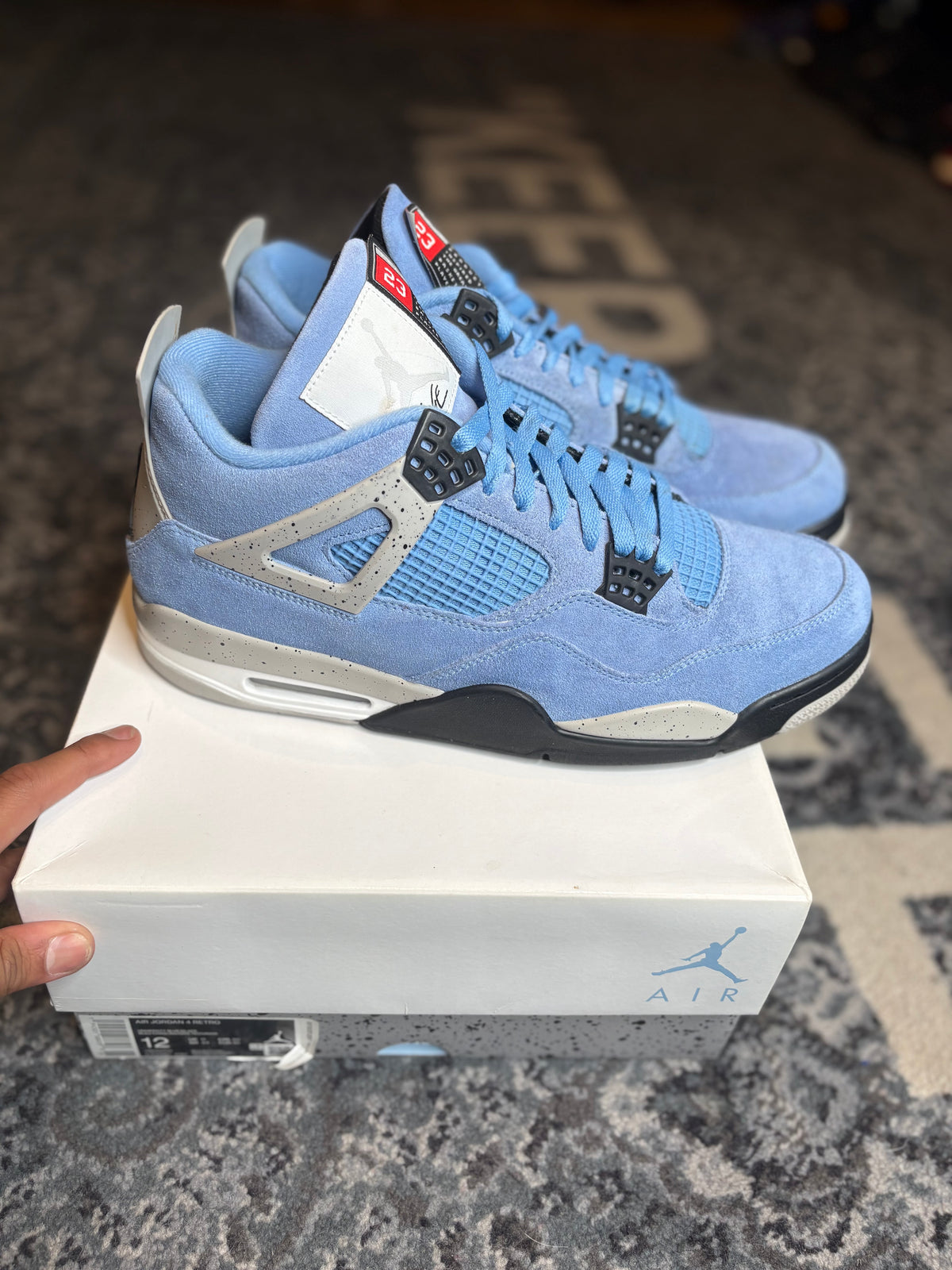 Jordan 4 Retro “Unc” Clean Og Size 12