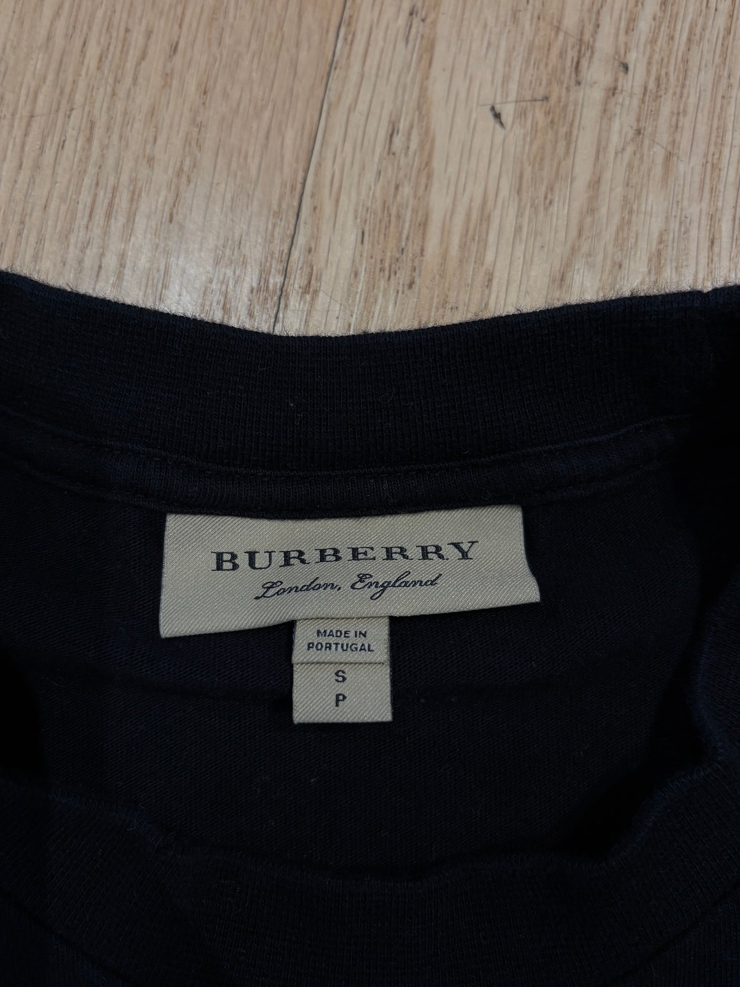 Burberry Logo Tee Black Size Small