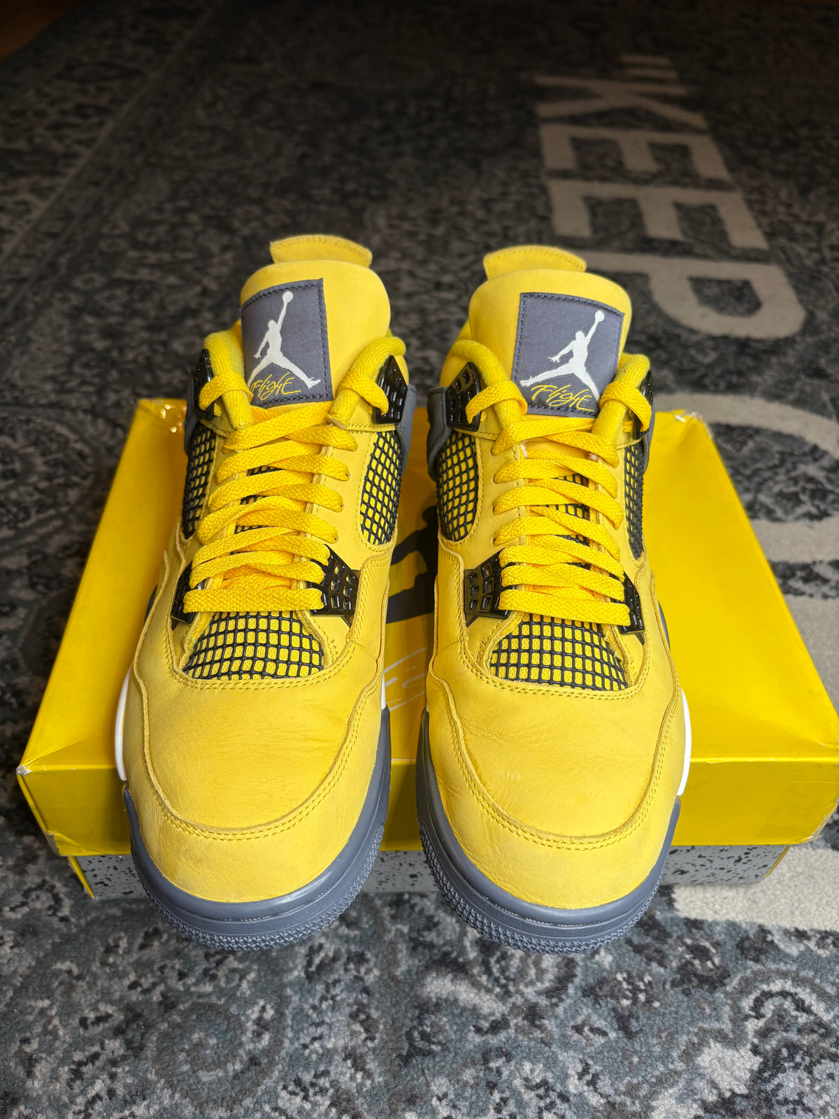 Jordan 4 Retro “Lightning” Clean Og Size 11