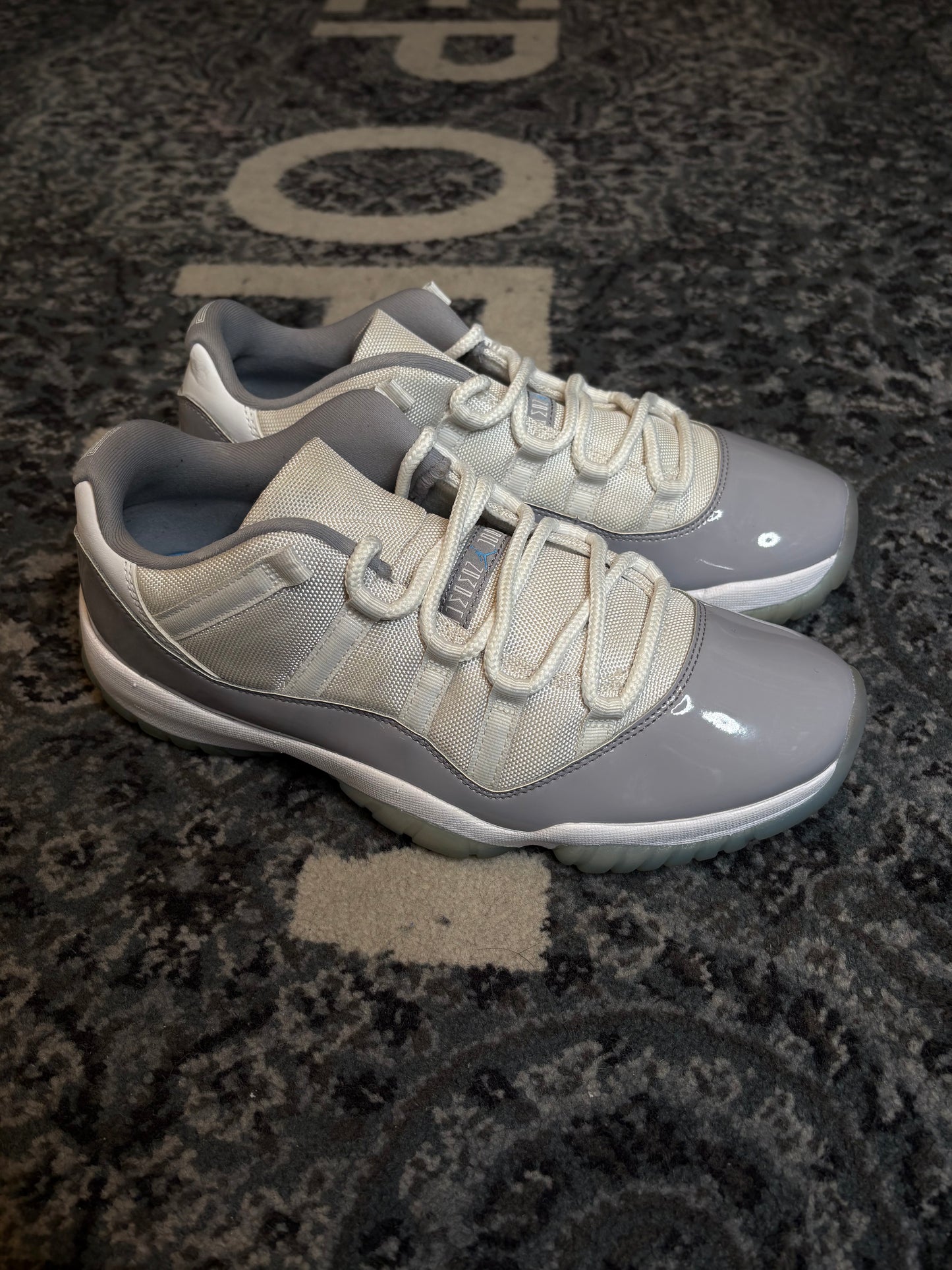 Jordan 11 Retro Low “Cement Grey” CLEAN NB SIZE 11.5