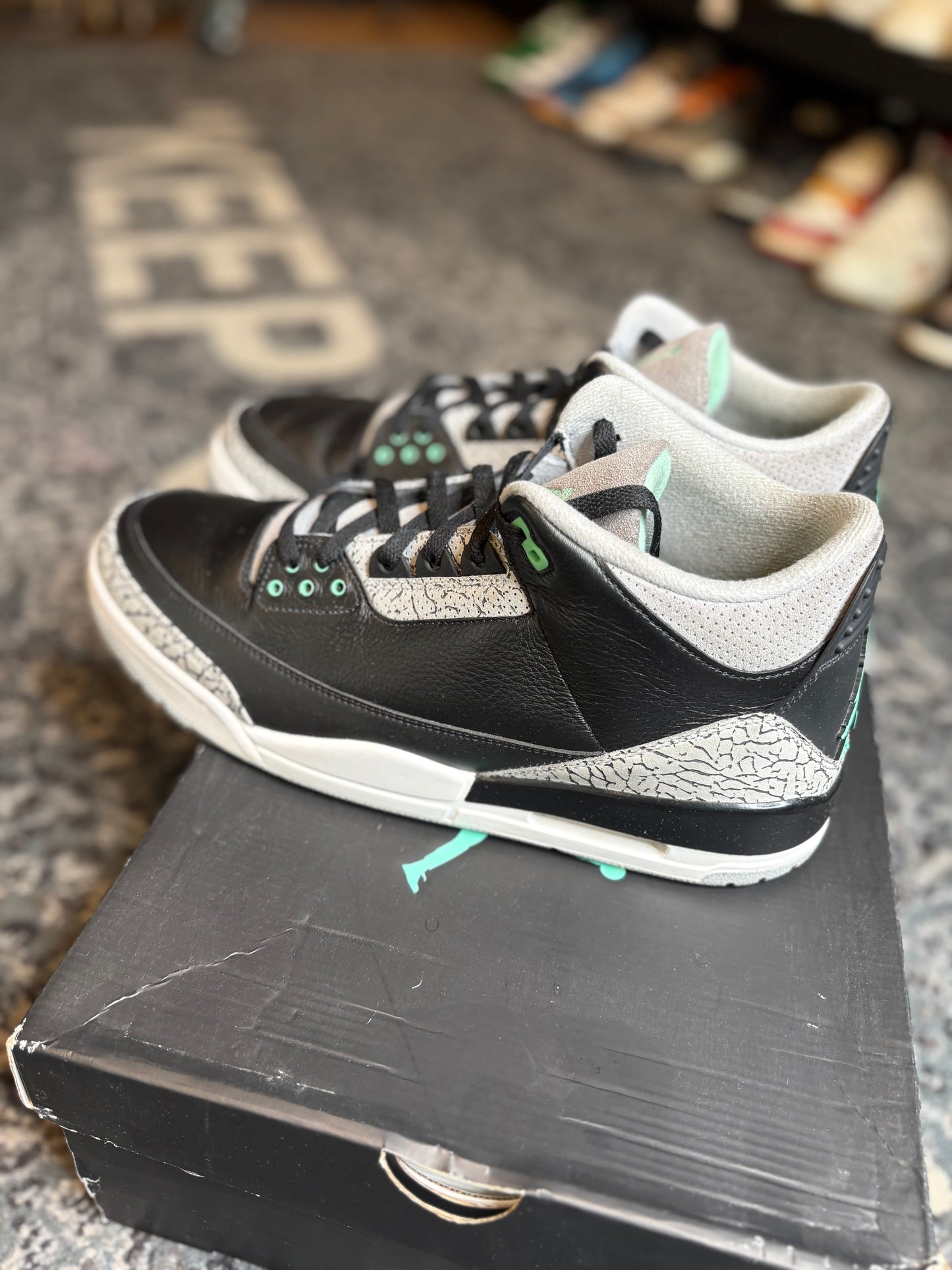 Jordan 3 Retro “Green Glo” Clean Og Size 13