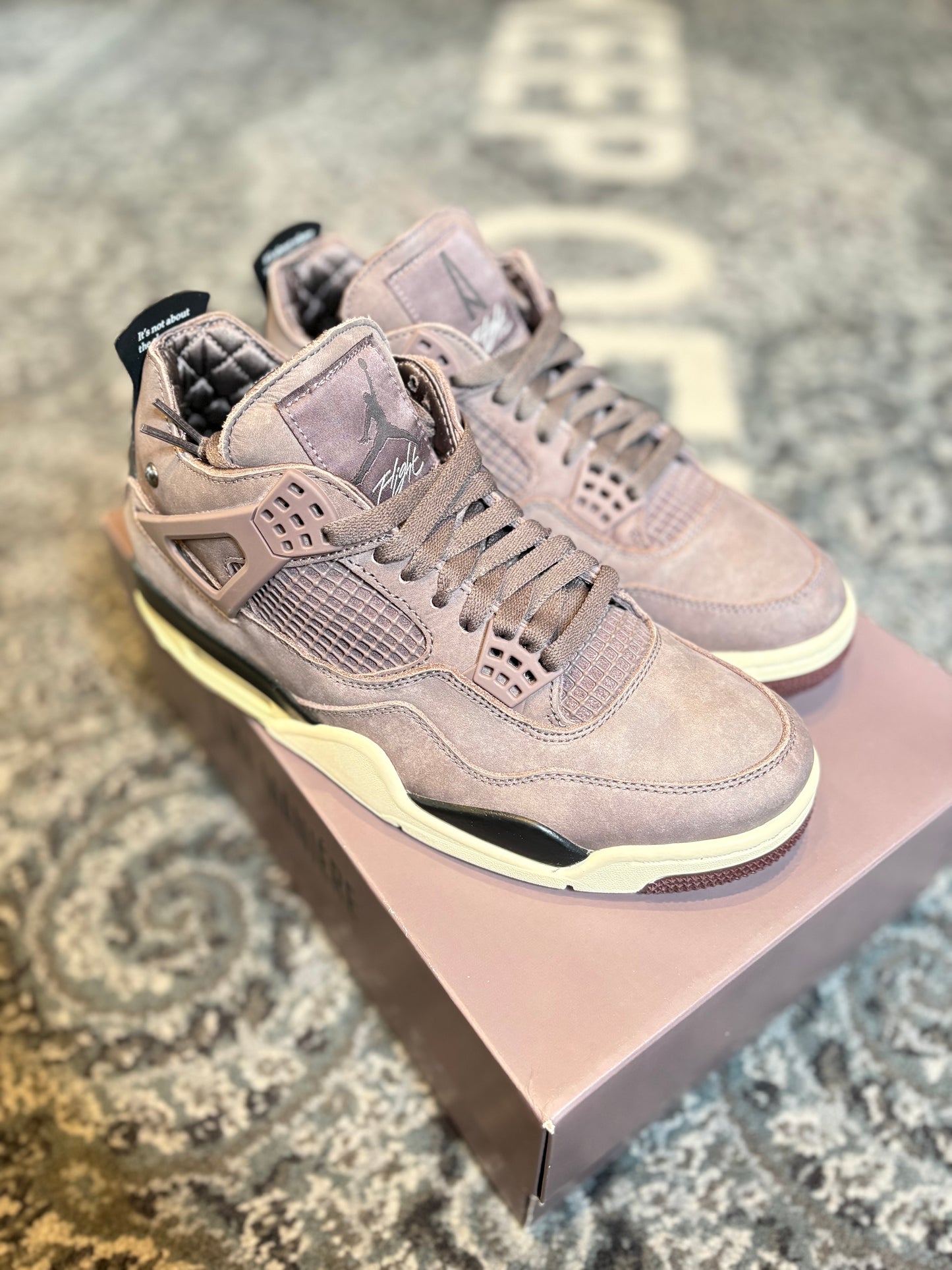 Jordan 4 Retro “A Ma Maniere Ore” CLEAN OG SIZE 8.5