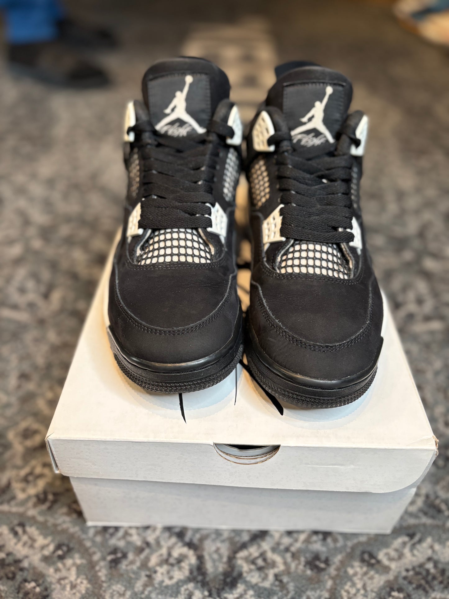 Jordan 4 Retro “White Thunder” Clean Og Size 8.5