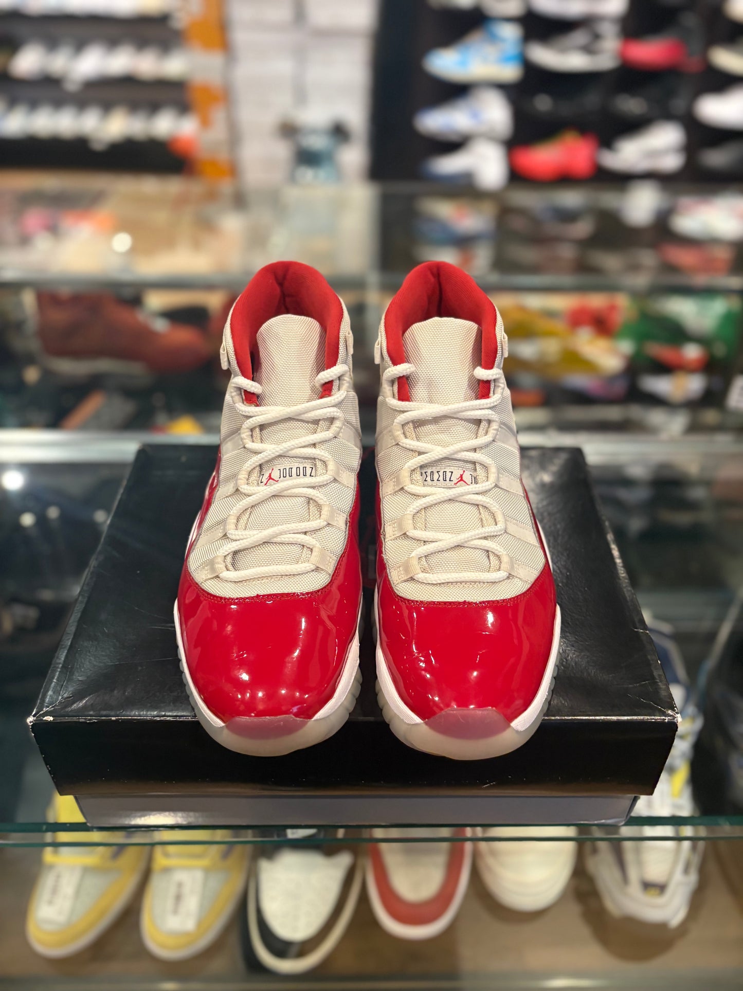 Jordan 11 ‘Cherry’ clean OG box size 14
