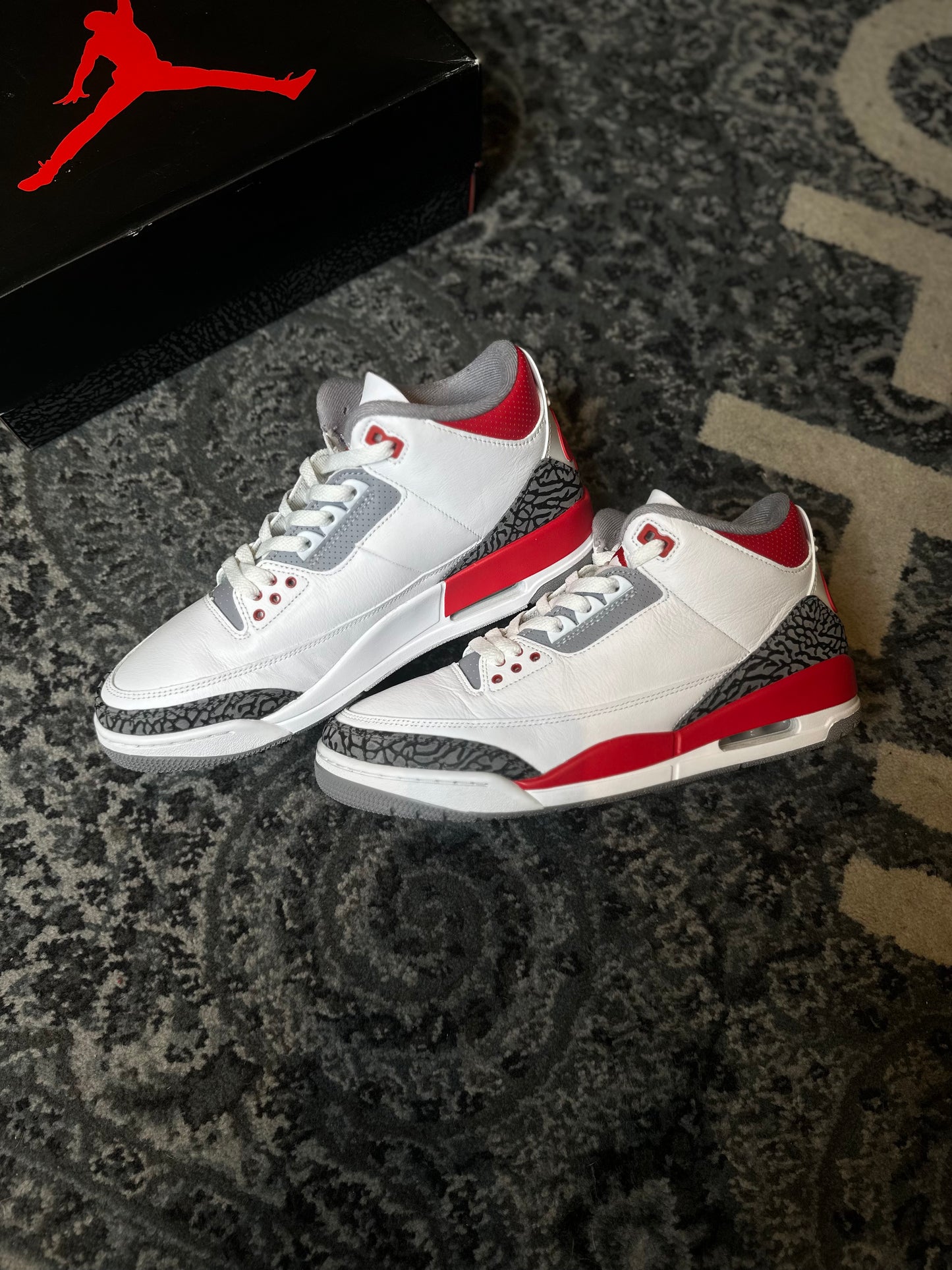 Jordan 3 Retro “Fire Red” Clean Og Size 10.5