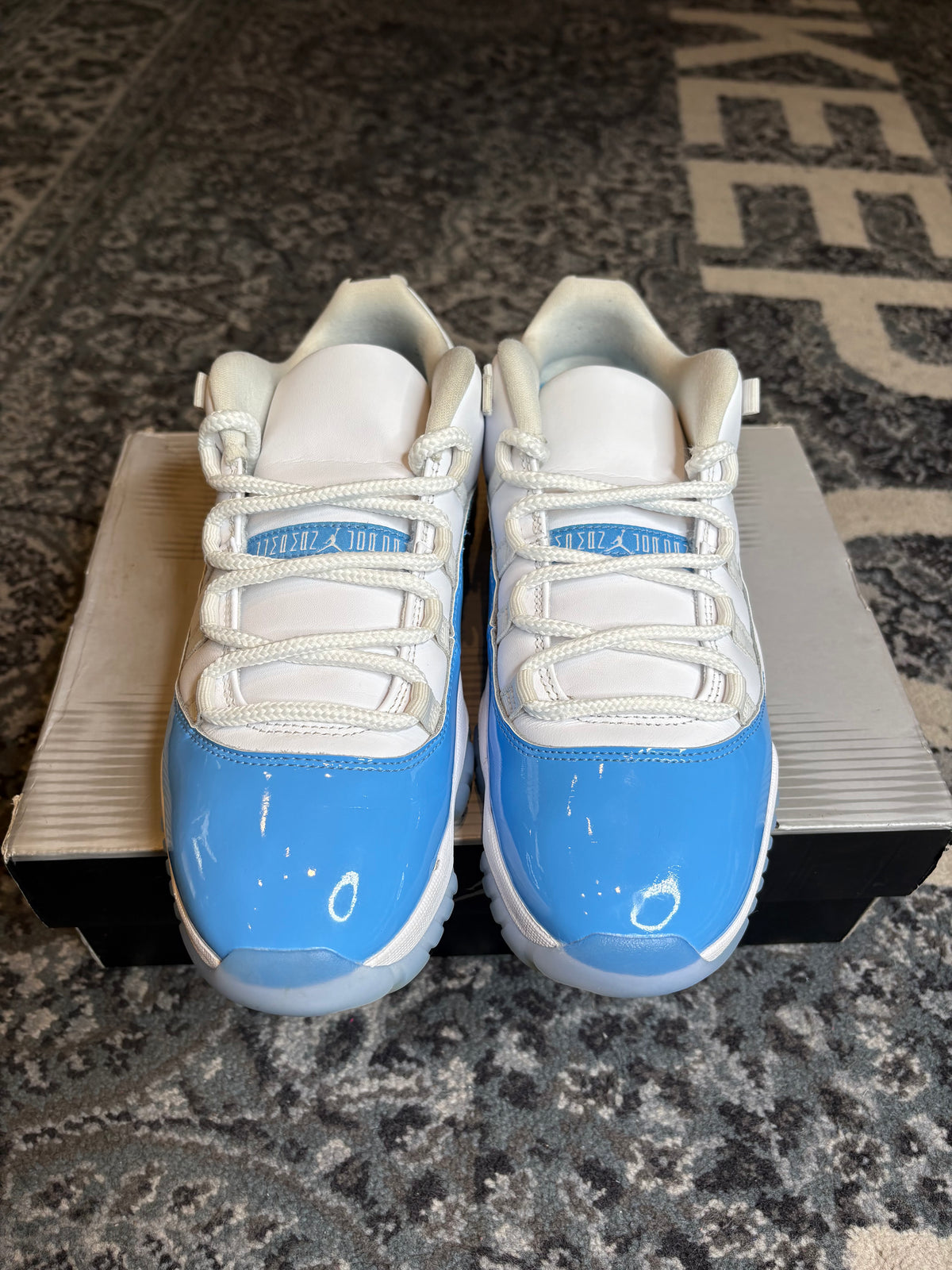 Jordan 11 Retro Low “University Blue” Clean Og Size 9