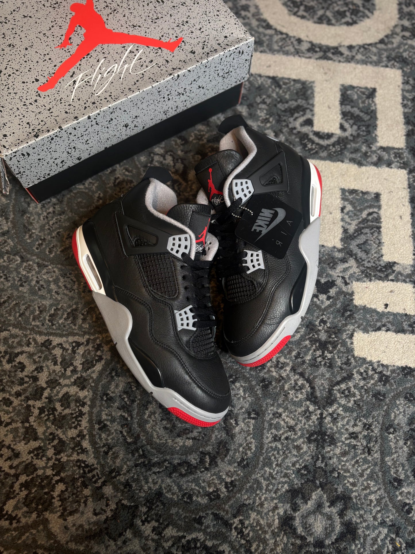 Jordan 4 Retro “Reimagined Bred” Clean Og Size 10.5
