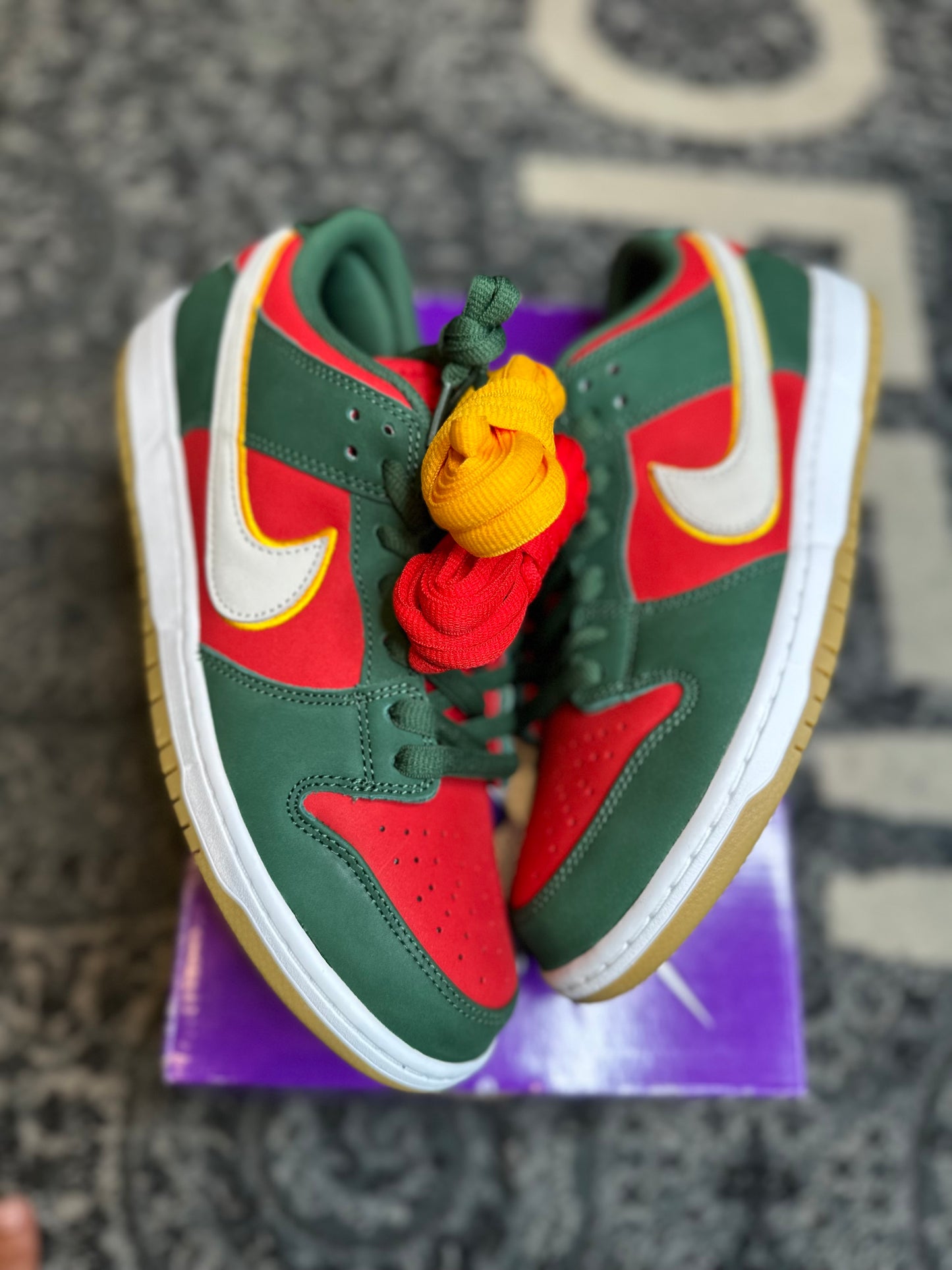 SB Nike Dunk Low Seattle SuperSonics DS OG Size 11