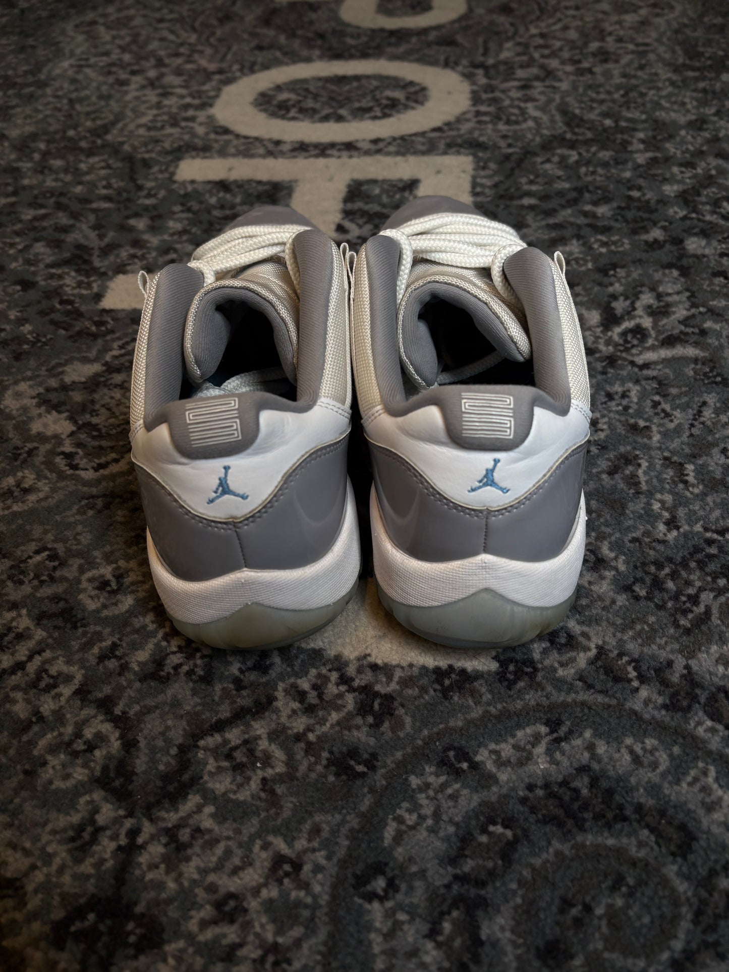 Jordan 11 Retro Low “Cement Grey” CLEAN NB SIZE 11.5