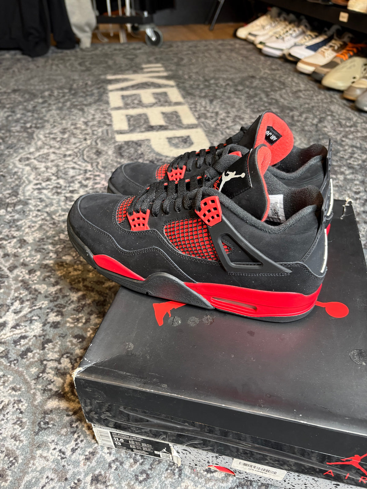 Jordan 4 Retro “Thunder Red” Clean Og Size 11.5