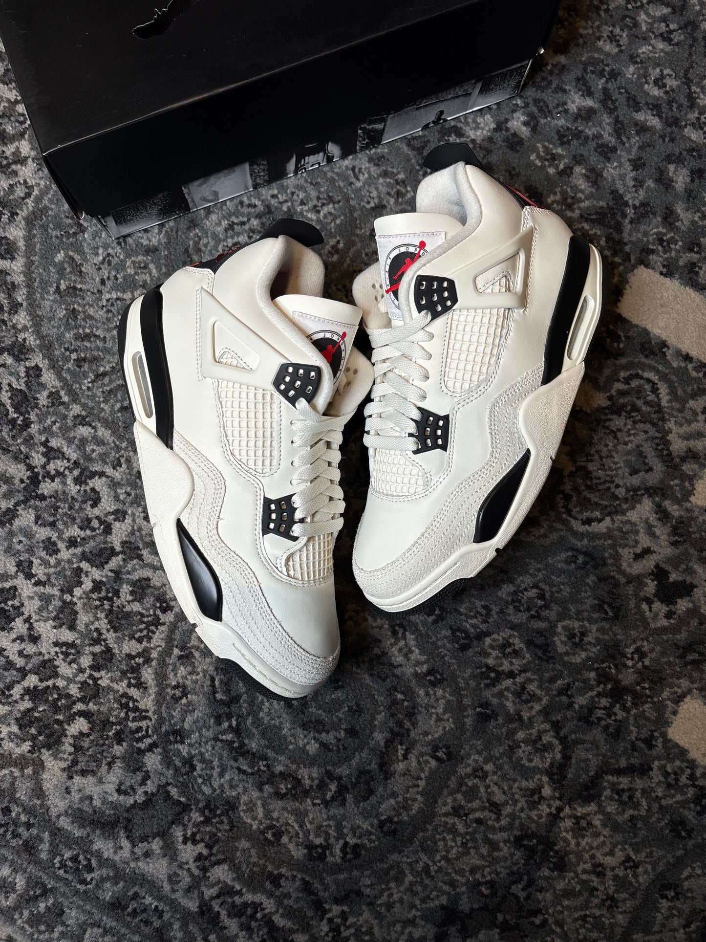 Jordan 4 Retro “Flight Club” Clean Og Size 9
