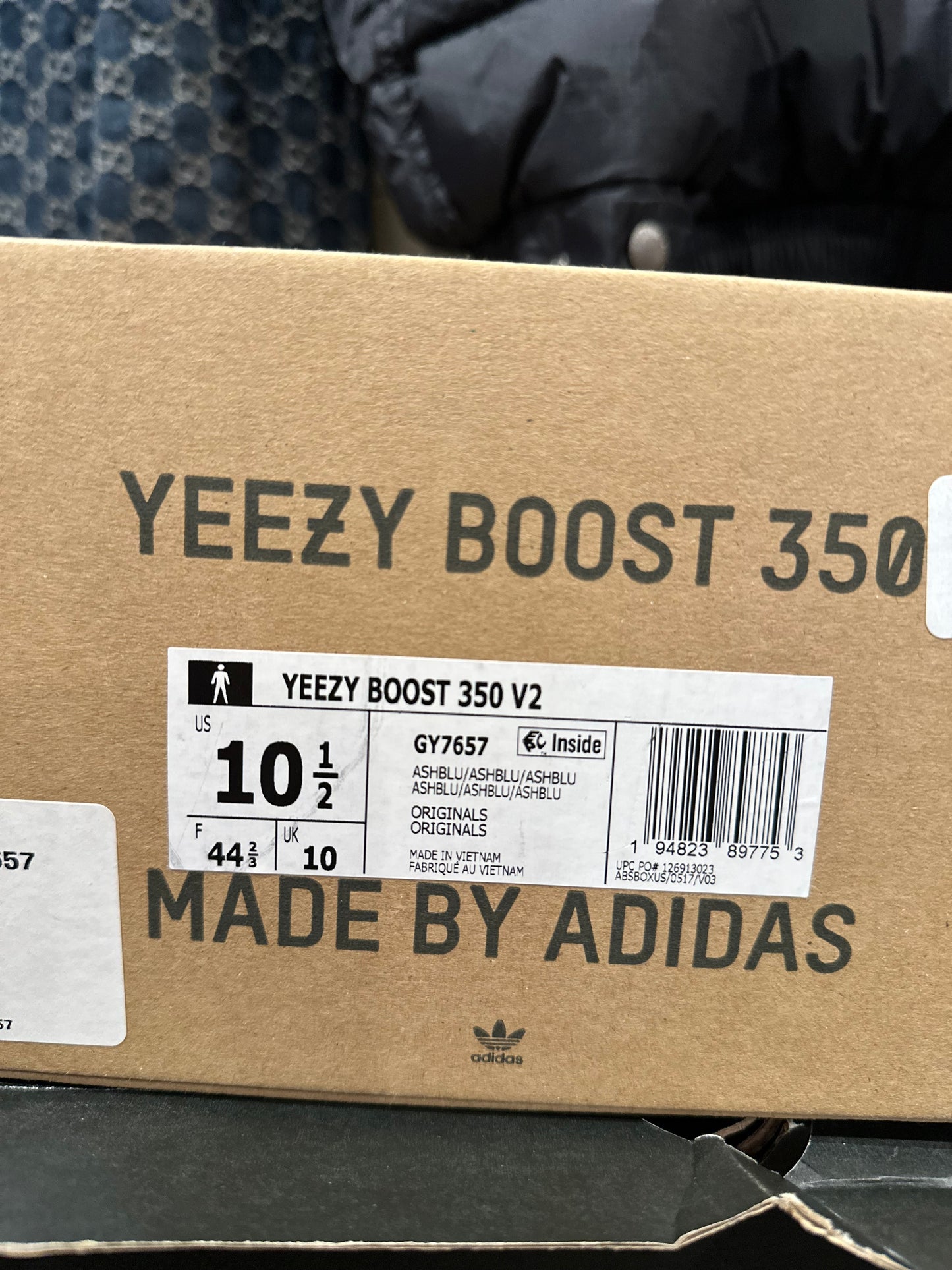 Yeezy Boost 350 V2 Ash Blue DS OG Size 10.5