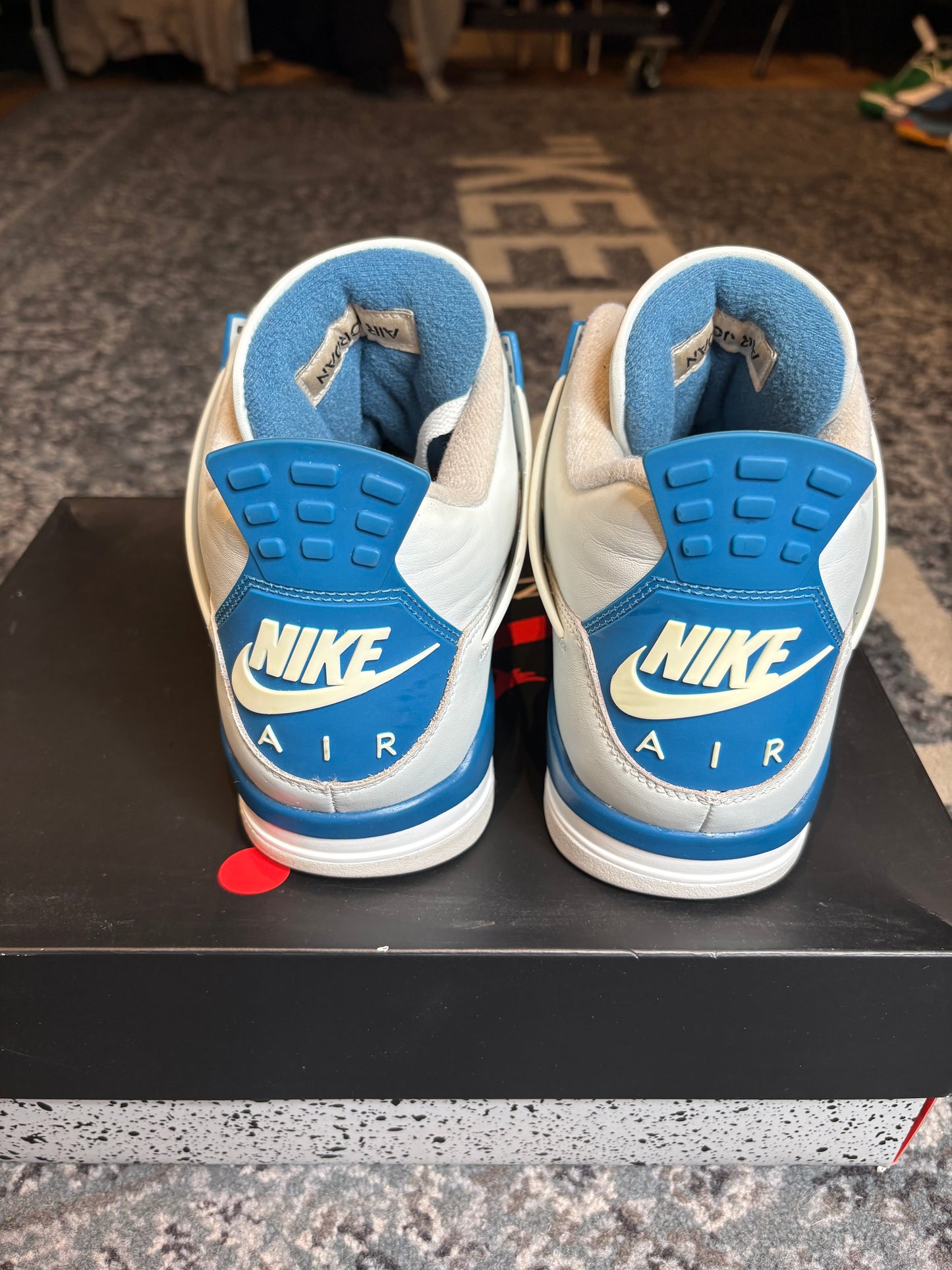 Jordan 4 Retro “Military Blue” Clean Og Size 11