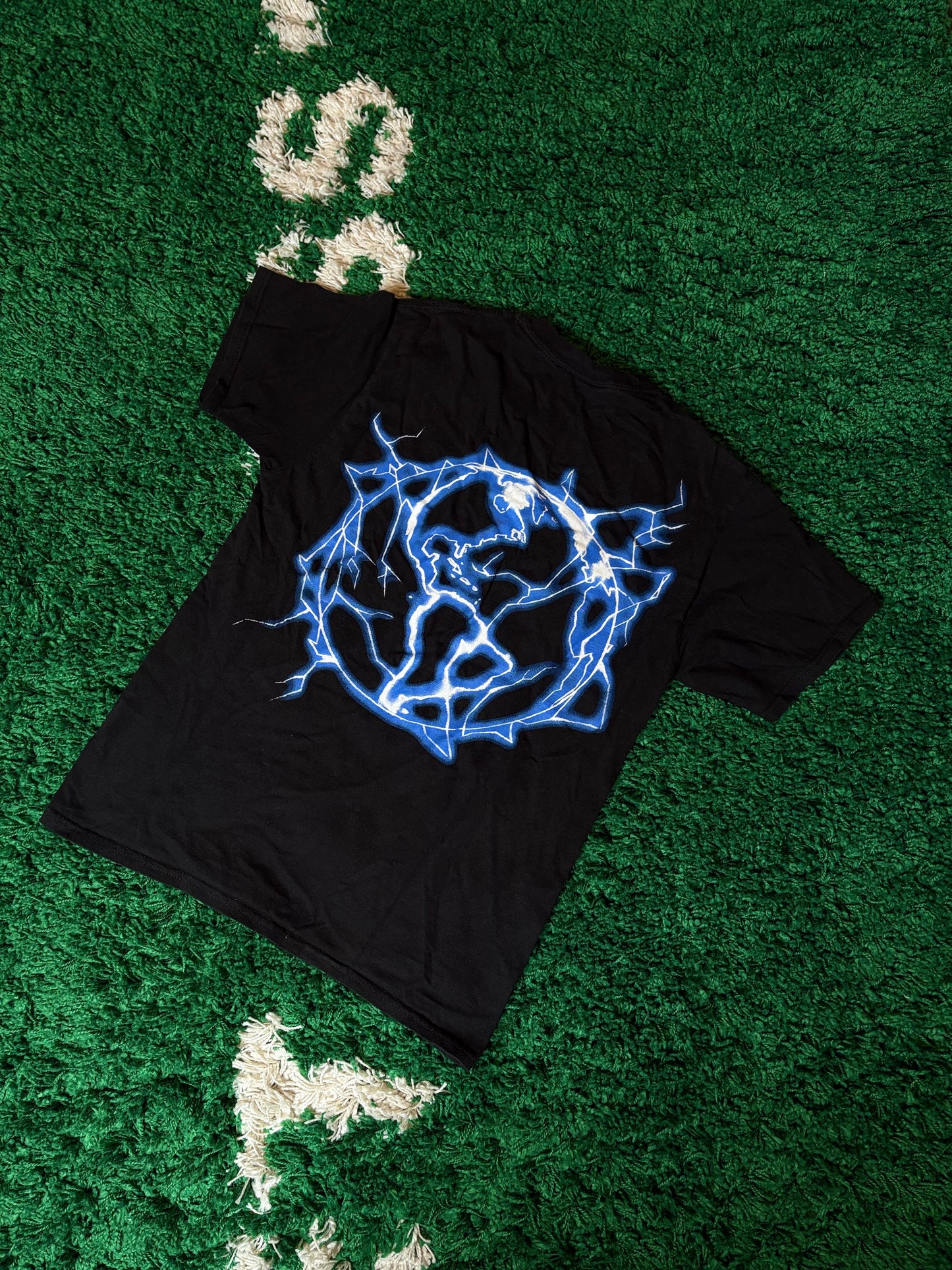 Revenge Tee Black Lightning Size Medium