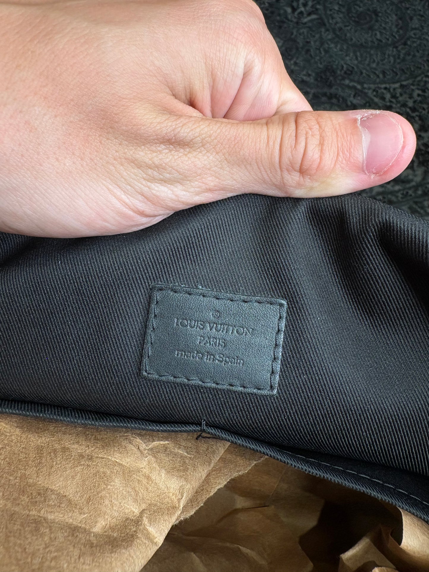 Louis Vuitton District Messenger Bag