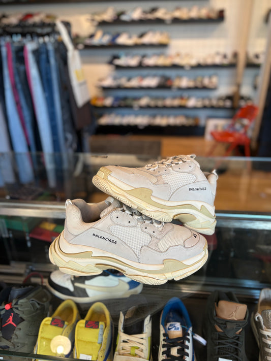 Balenciaga Triple S Cream PO NB Size 45