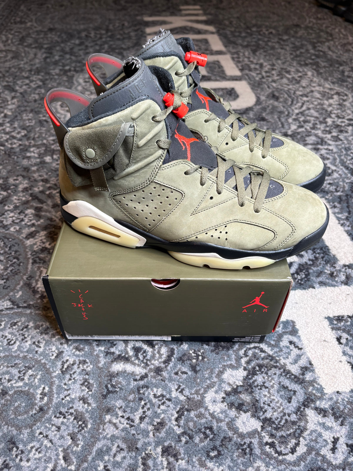 Jordan 6 Retro “Travis Scott” Clean Og Size 10.5