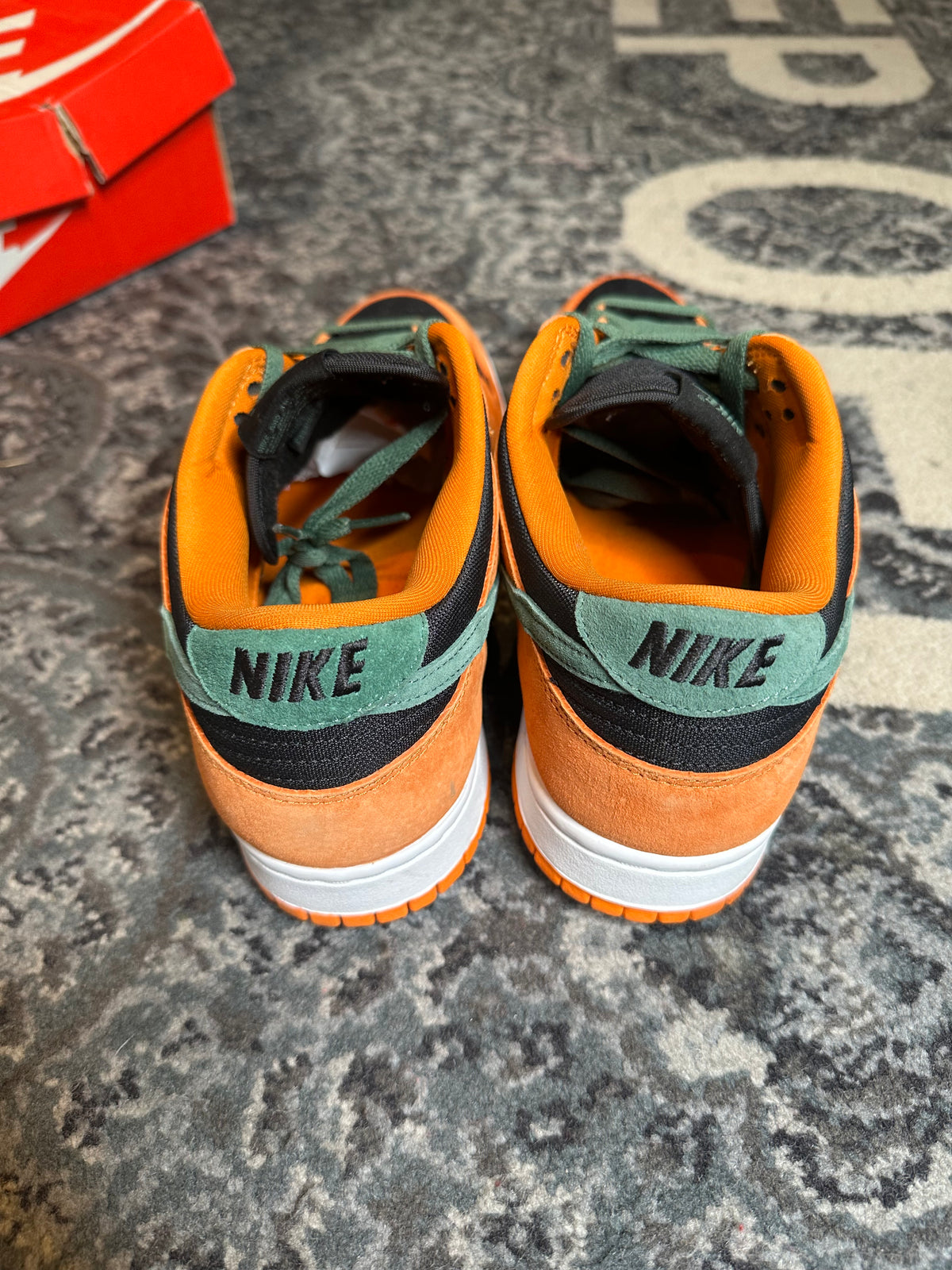 Nike Dunk “Ceramic” Clean OG Size 10