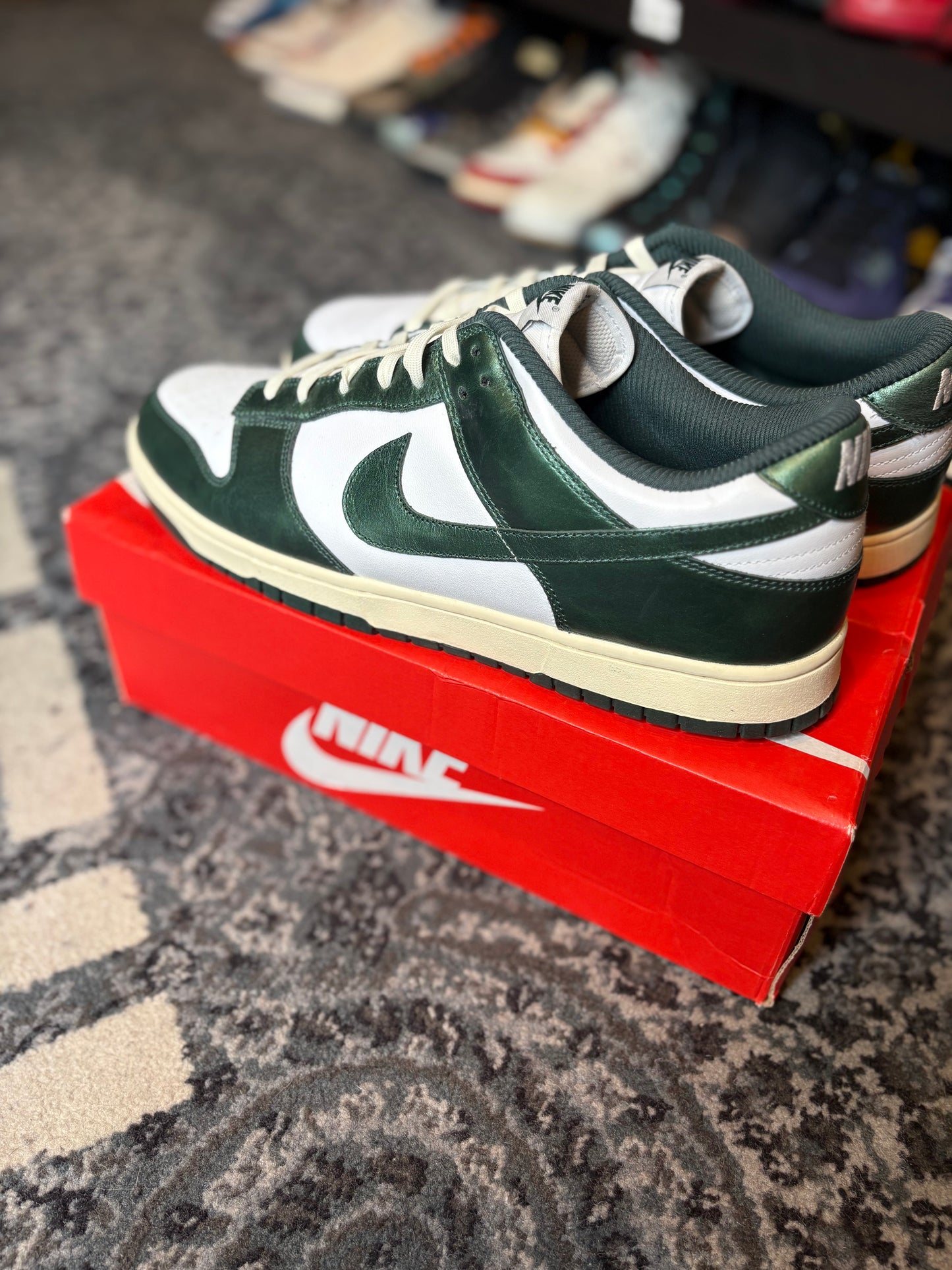Nike Dunk Low “Vintage Green” Clean Og Size 15M/16.5W