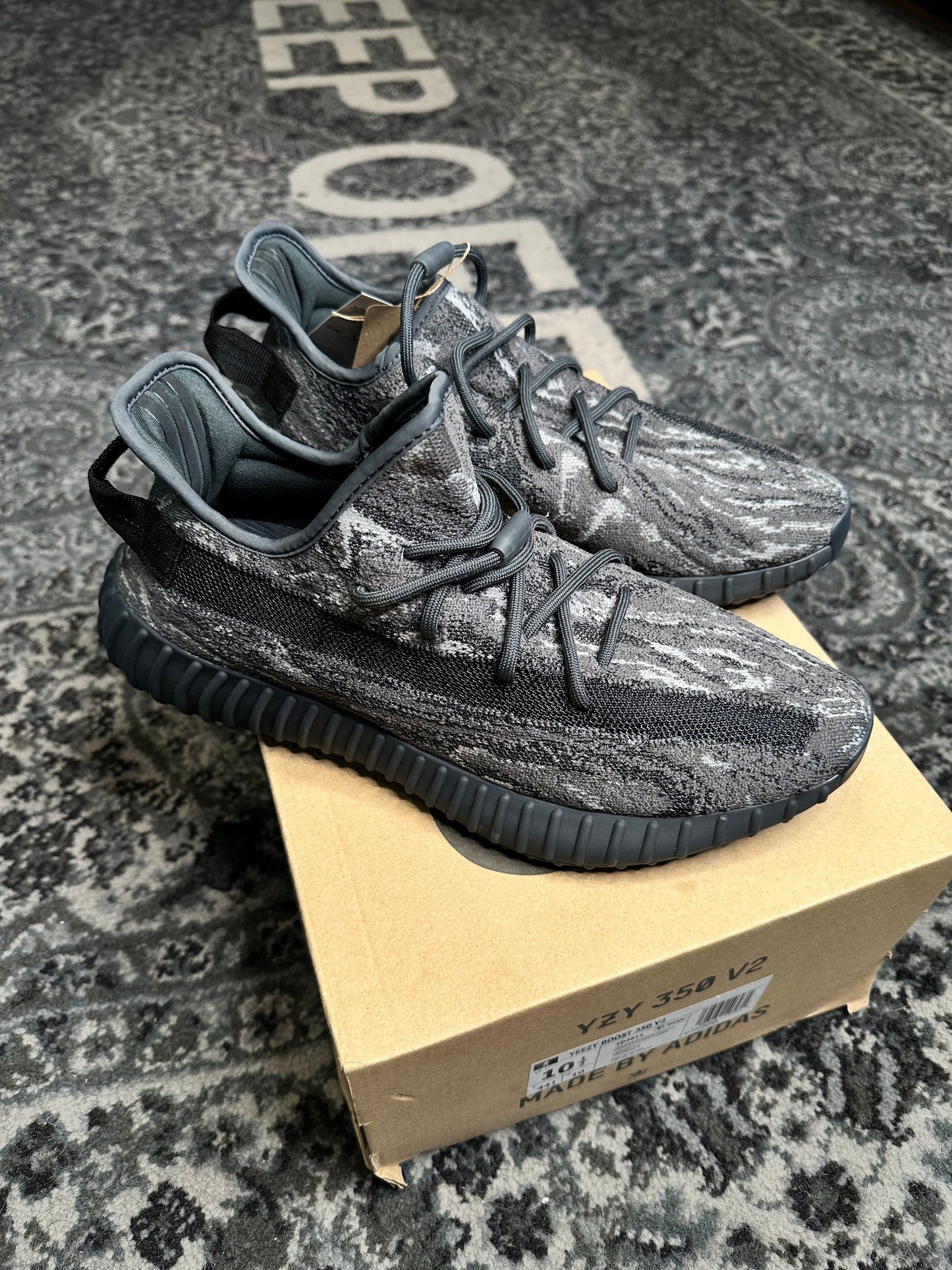 Adidas Yeezy Boost 350 V2 MX Dark Salt DS OG Size 10.5