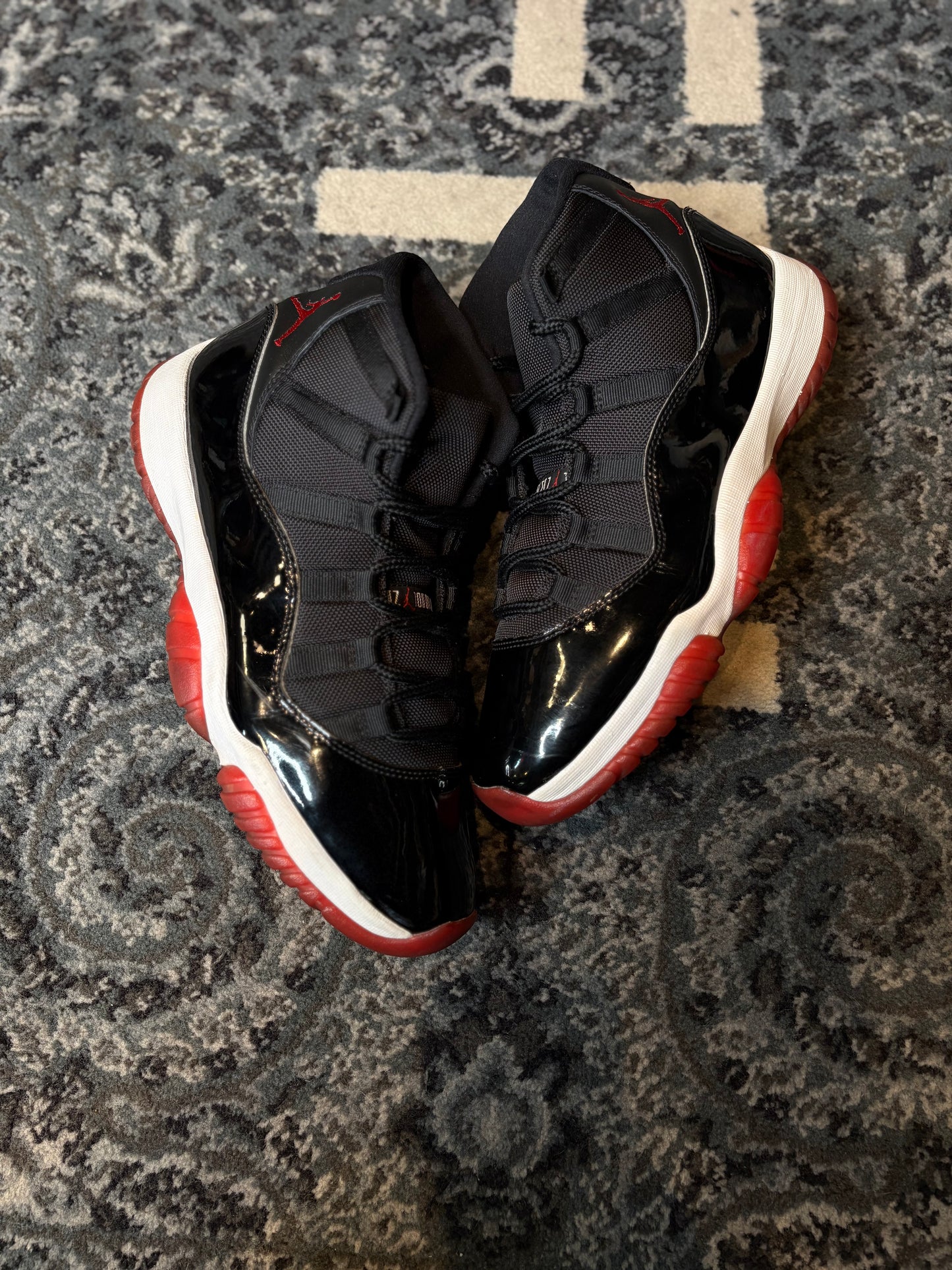 Jordan 11 Retro “Bred” Clean Nb Size 11