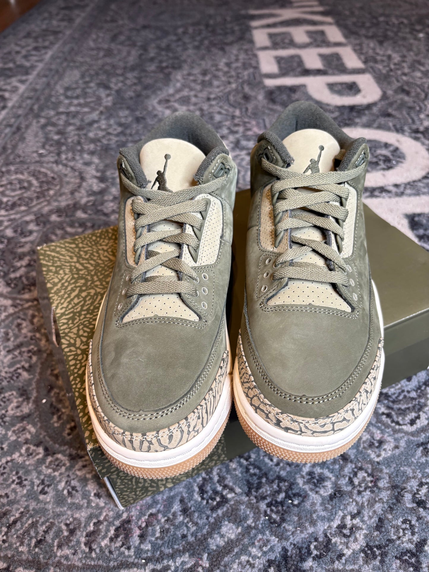 Jordan 3 Retro “Family Affair” Clean Og Size 9
