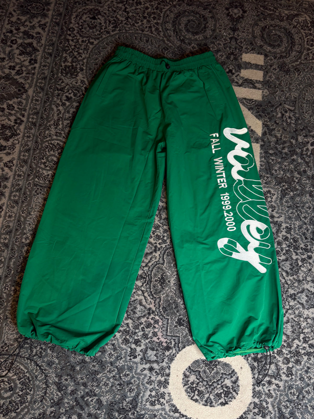 Vale Forever Big Signature Swish “Green” Size Large