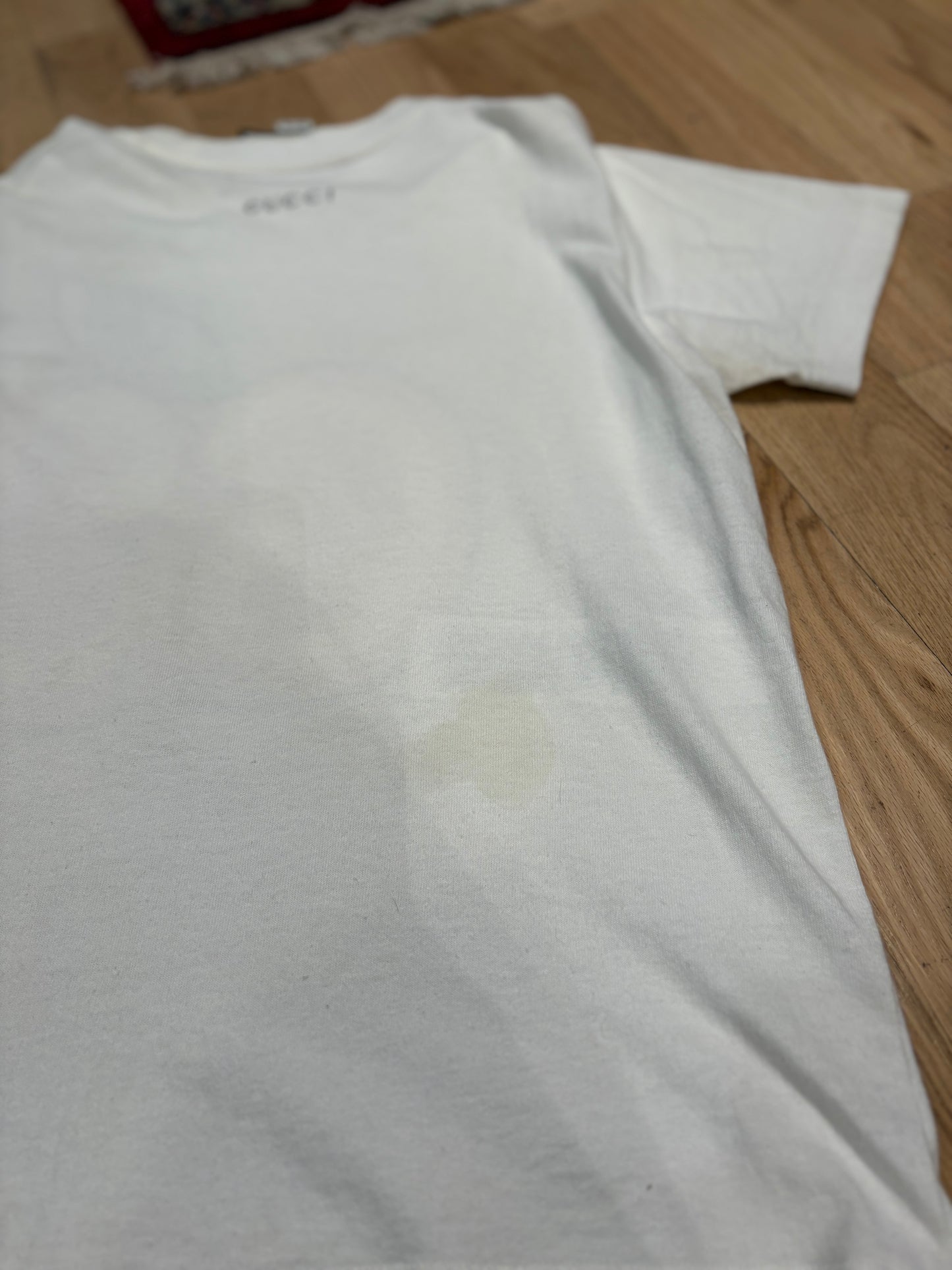 Gucci Apple Tee Size Small