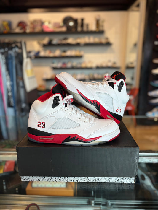 Jordan 5 Retro Fire Red DS OG Size 11