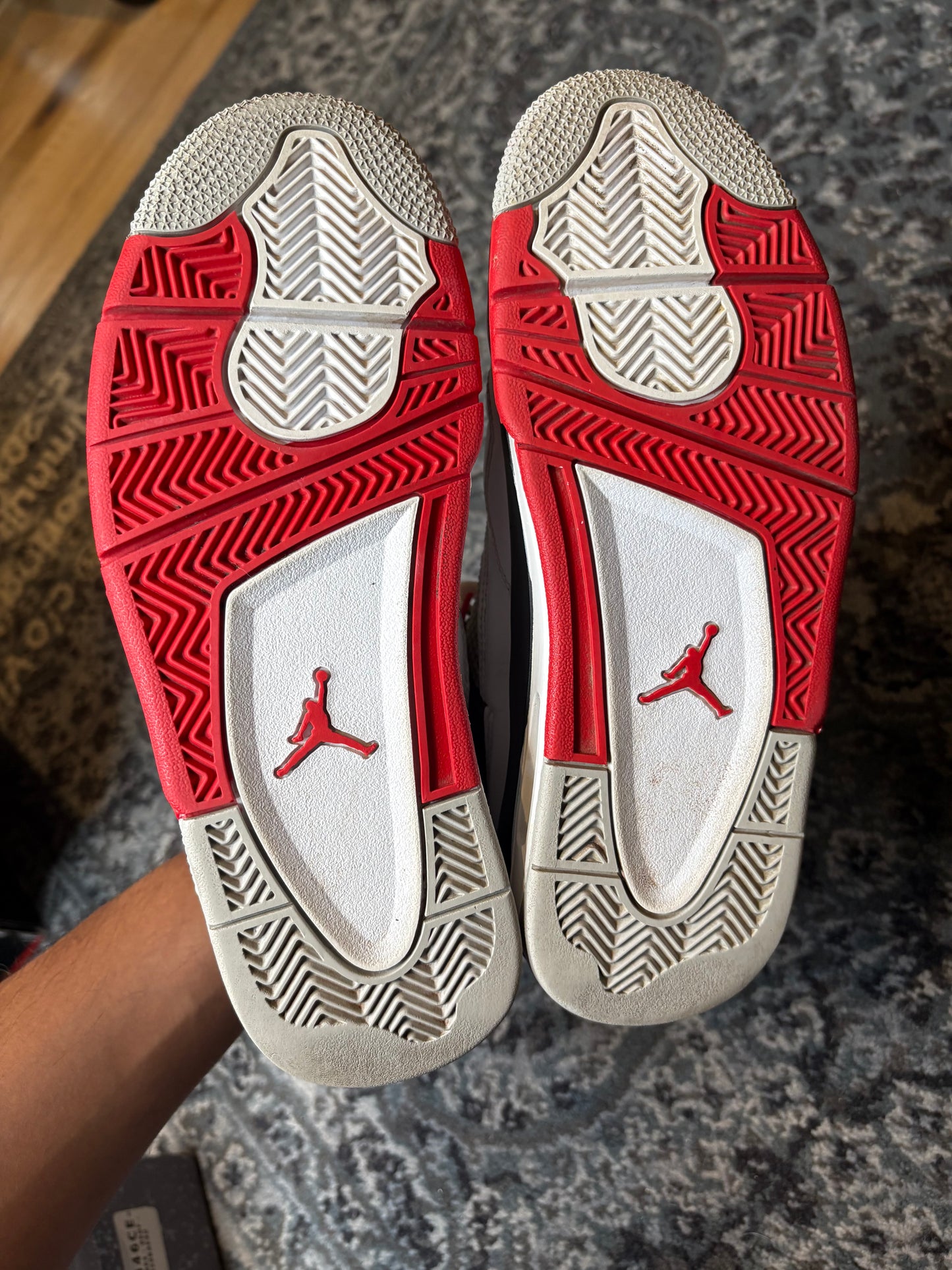 Jordan 4 Retro “Fire Red” Clean Nb Size 6Y