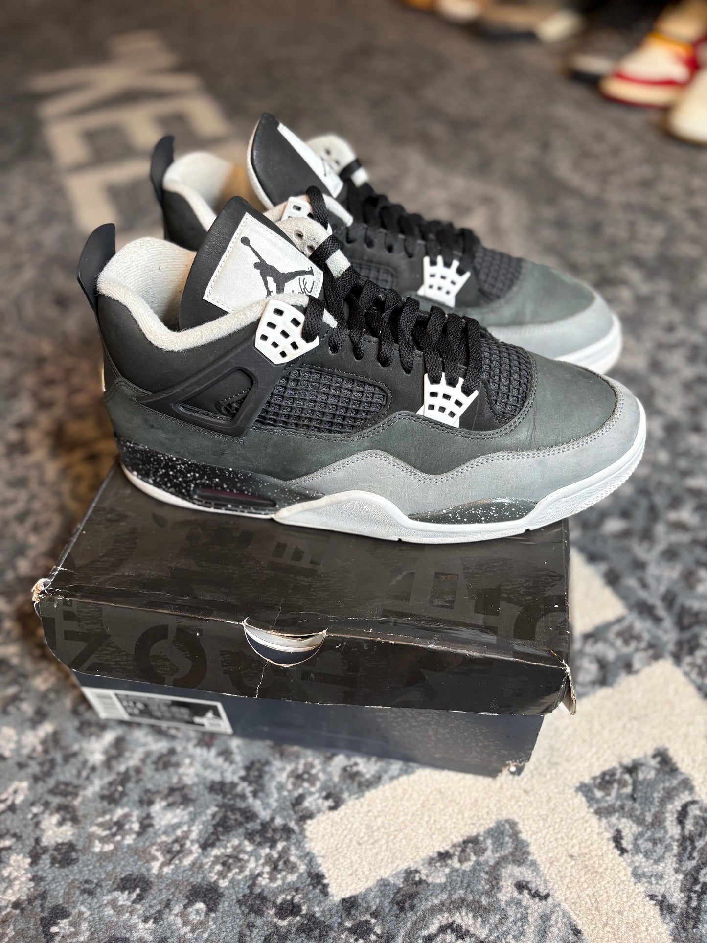 Jordan 4 Retro “Fear” Clean Og Size 11.5