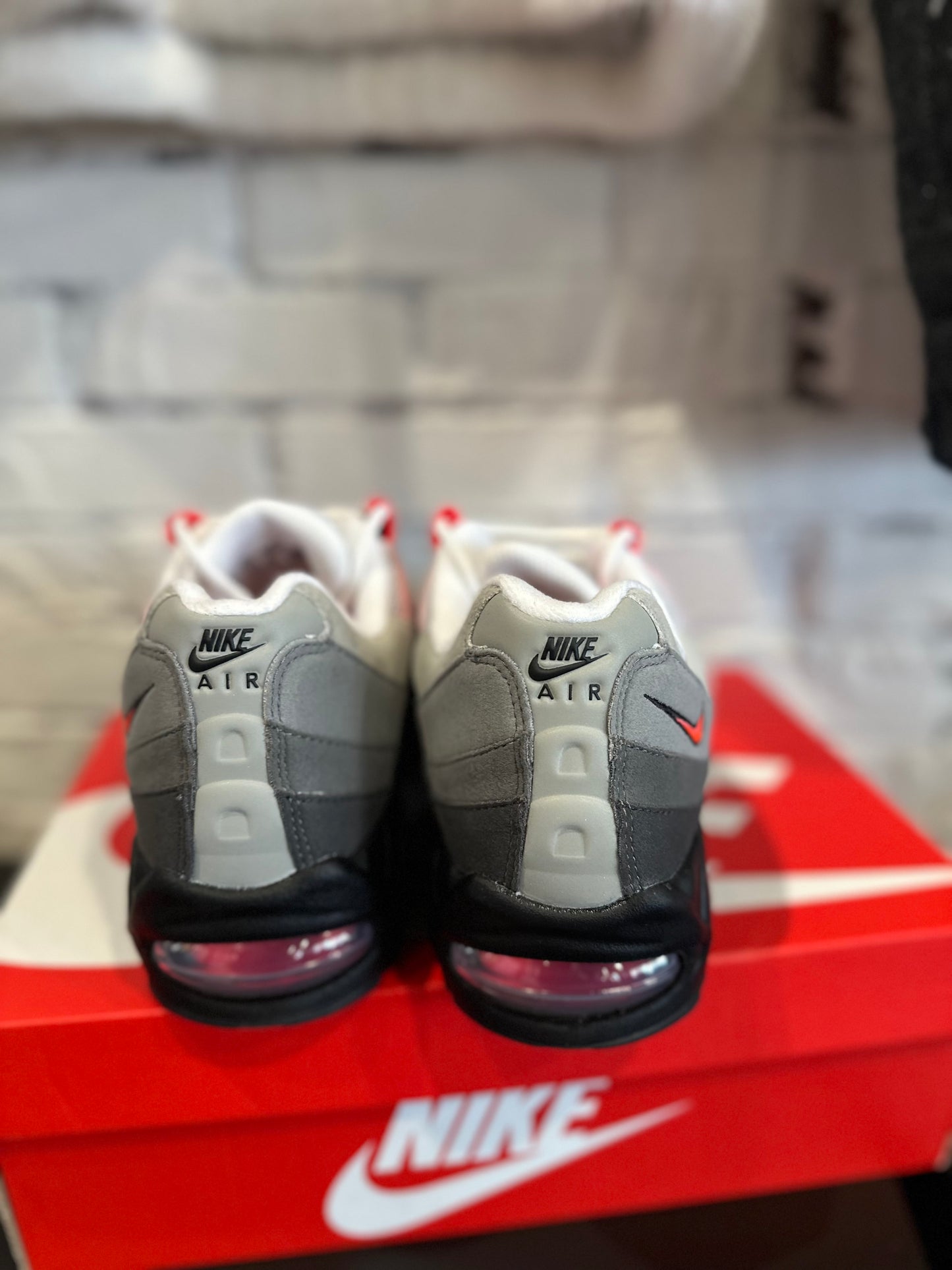 Air Max 95 Solar Red 2.0 DS OG Size 10