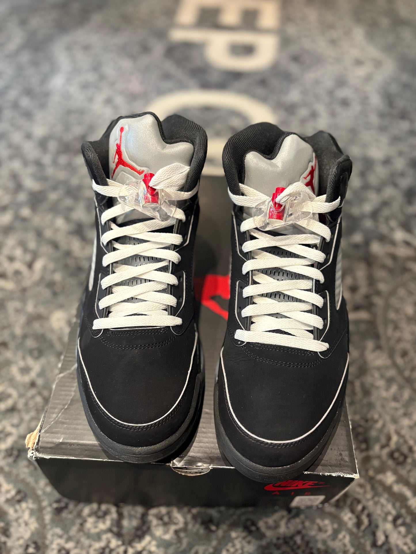 Jordan 5 Retro “Black Metallic” OG CLEAN SIZE 10