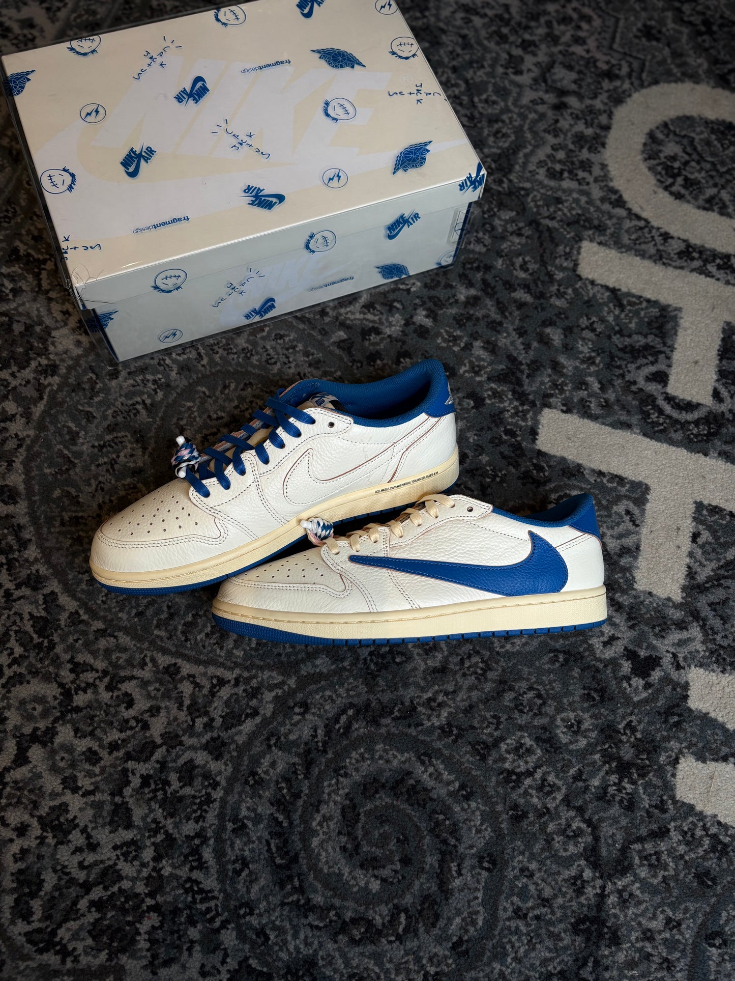 Jordan 1 Retro Low “Fragment X Travis Scott Sail Military Blue” VNDS Og Size 11