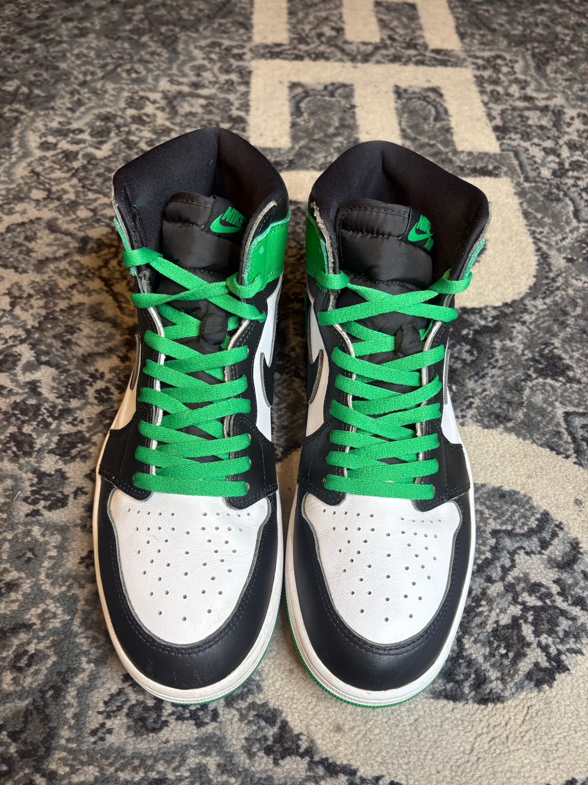 Jordan 1 Retro “Lucky Green” Clean Nb Size 12