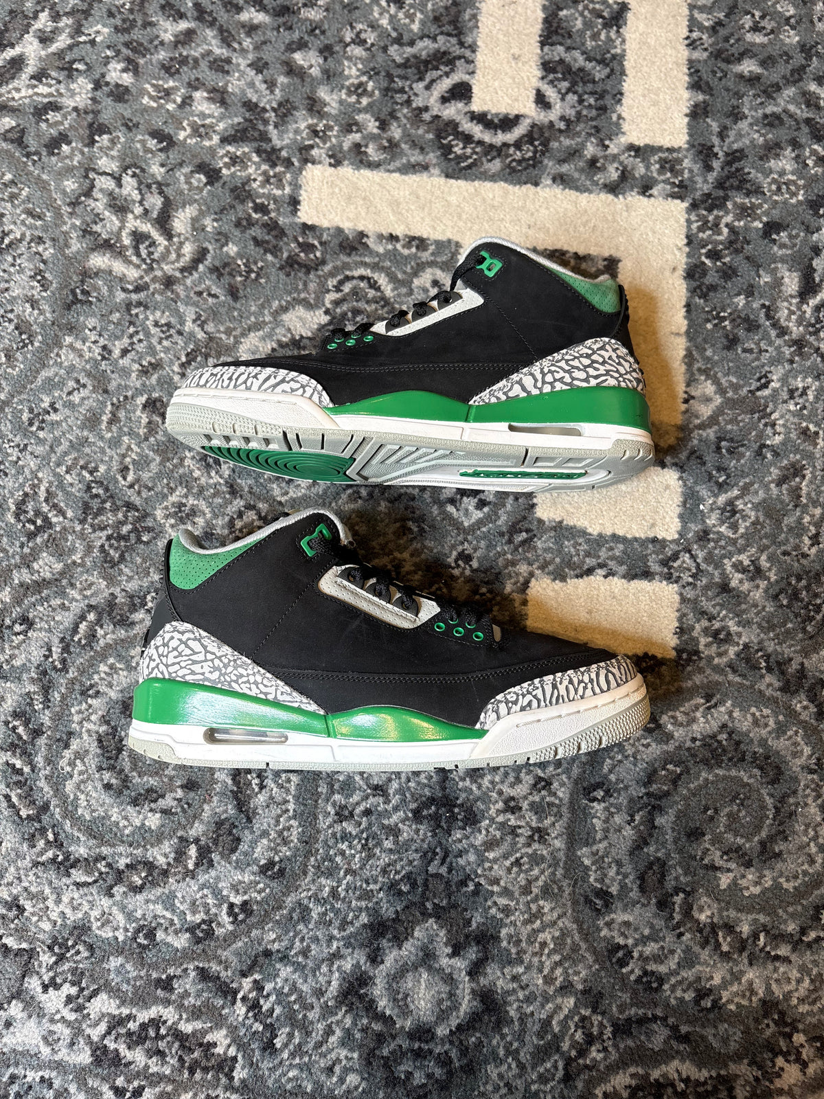 Jordan 3 Retro “Pine Green” Po Nb Size 7.5