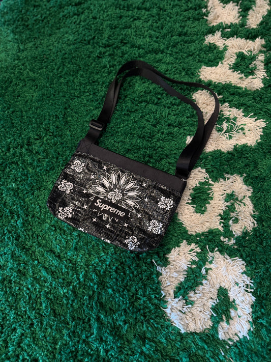 Supreme Bandana Tarp Side Bag Black