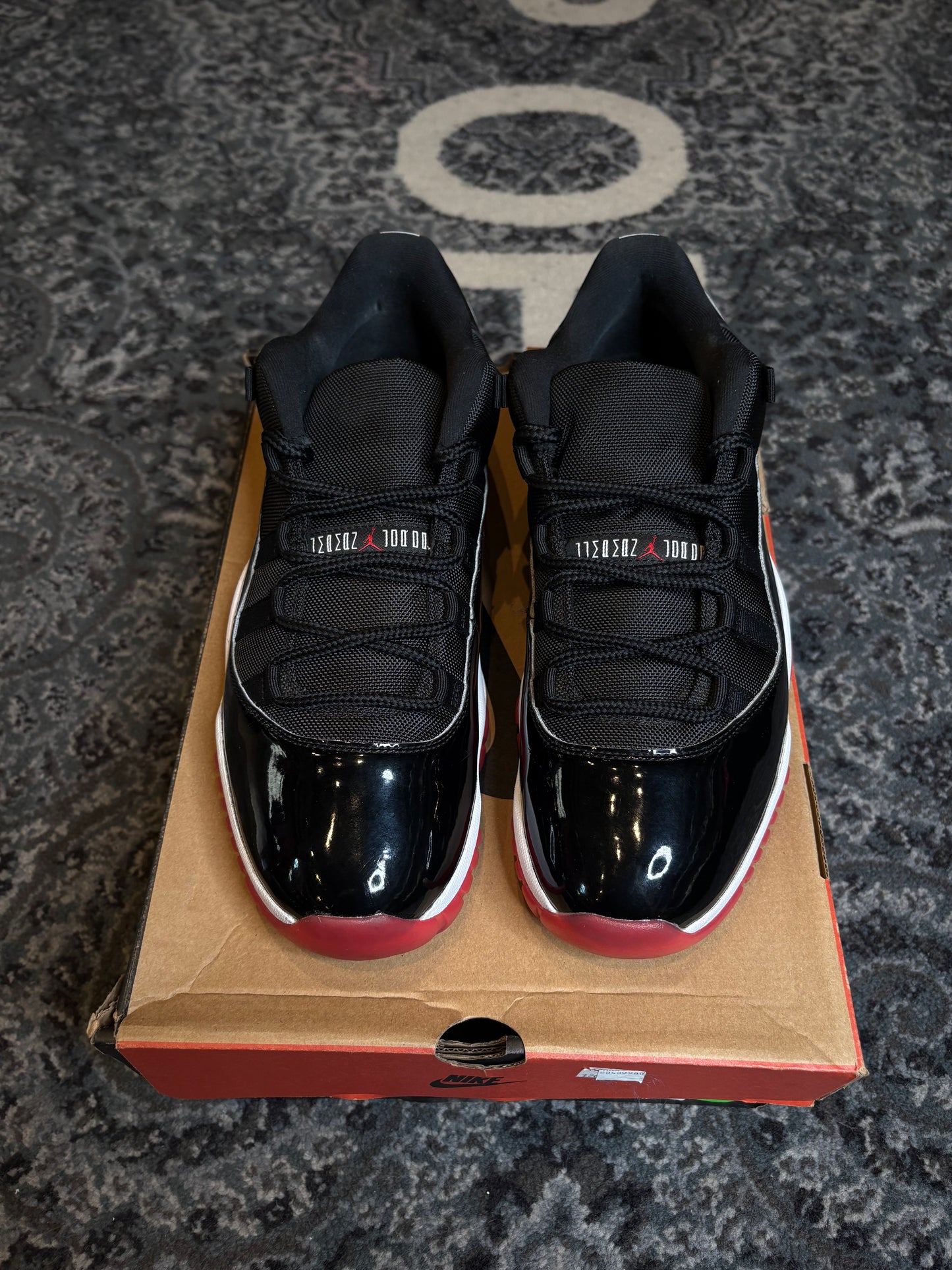 Jordan 11 Retro Low “Bred” OG CLEAN SIZE 11.5