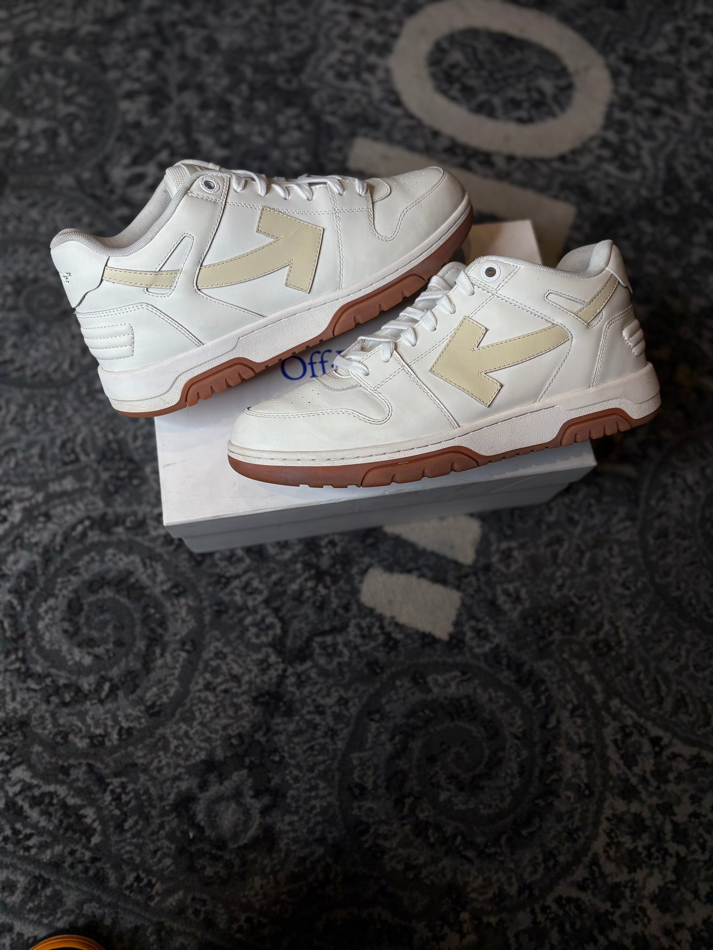 Off White Out Of Office “White and Beige” Clean Og Size 13(46 EU)