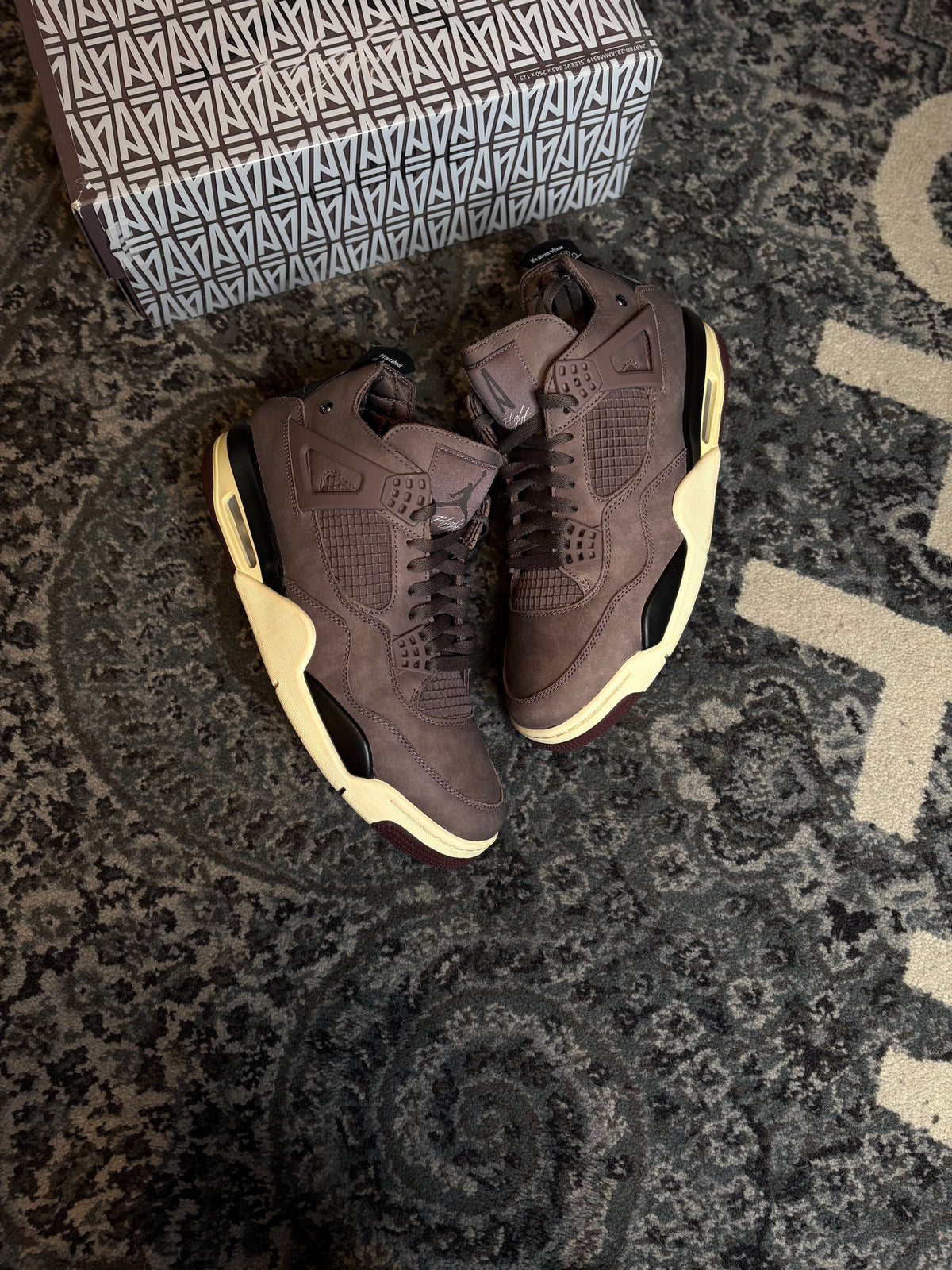 Jordan 4 Retro “A Ma Maniere Violet Ore” Clean Og Size 11