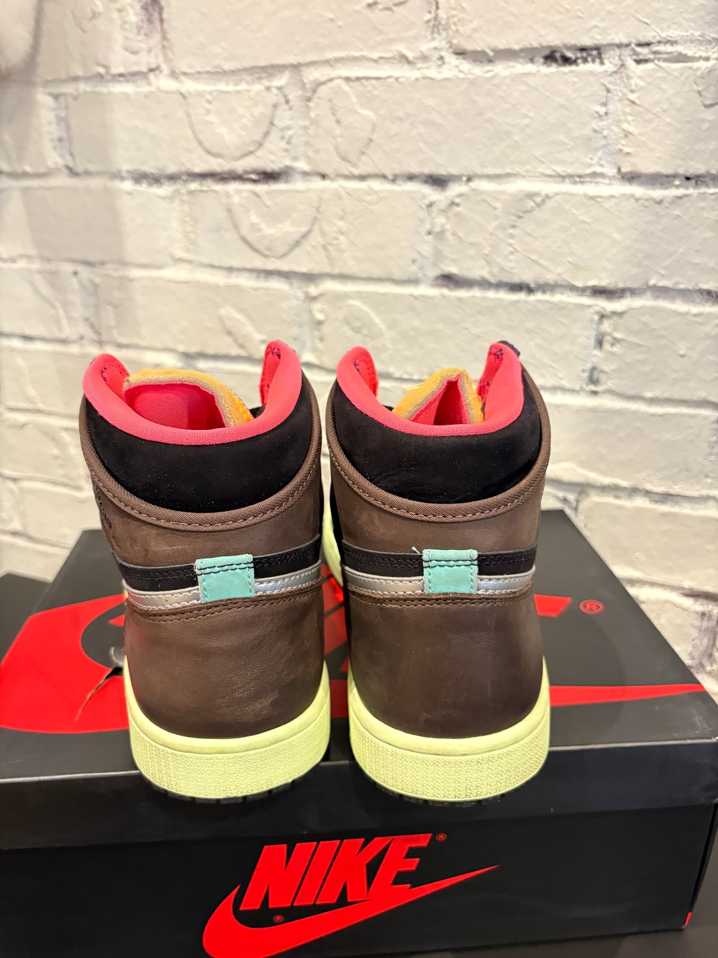 Jordan 1 Retro High Tokyo Bio Hack Clean OG Size 8.5