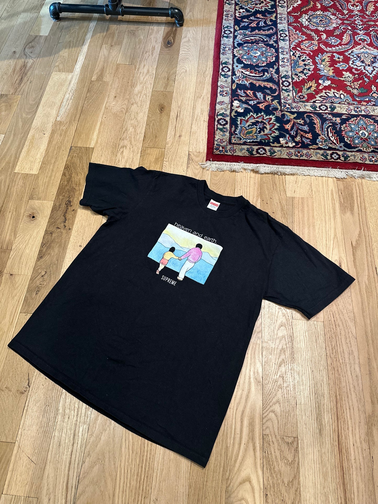Supreme Heaven and Earth Tee Size Large