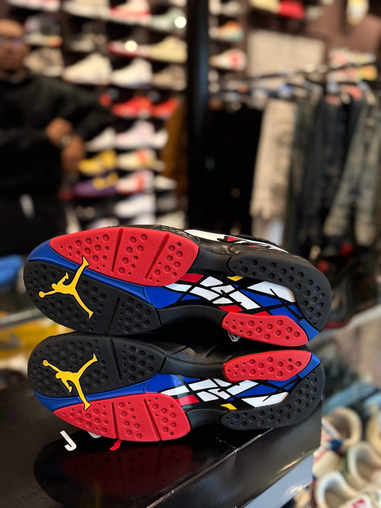 Jordan 8 Retro Playoffs VNDS Size 10.5